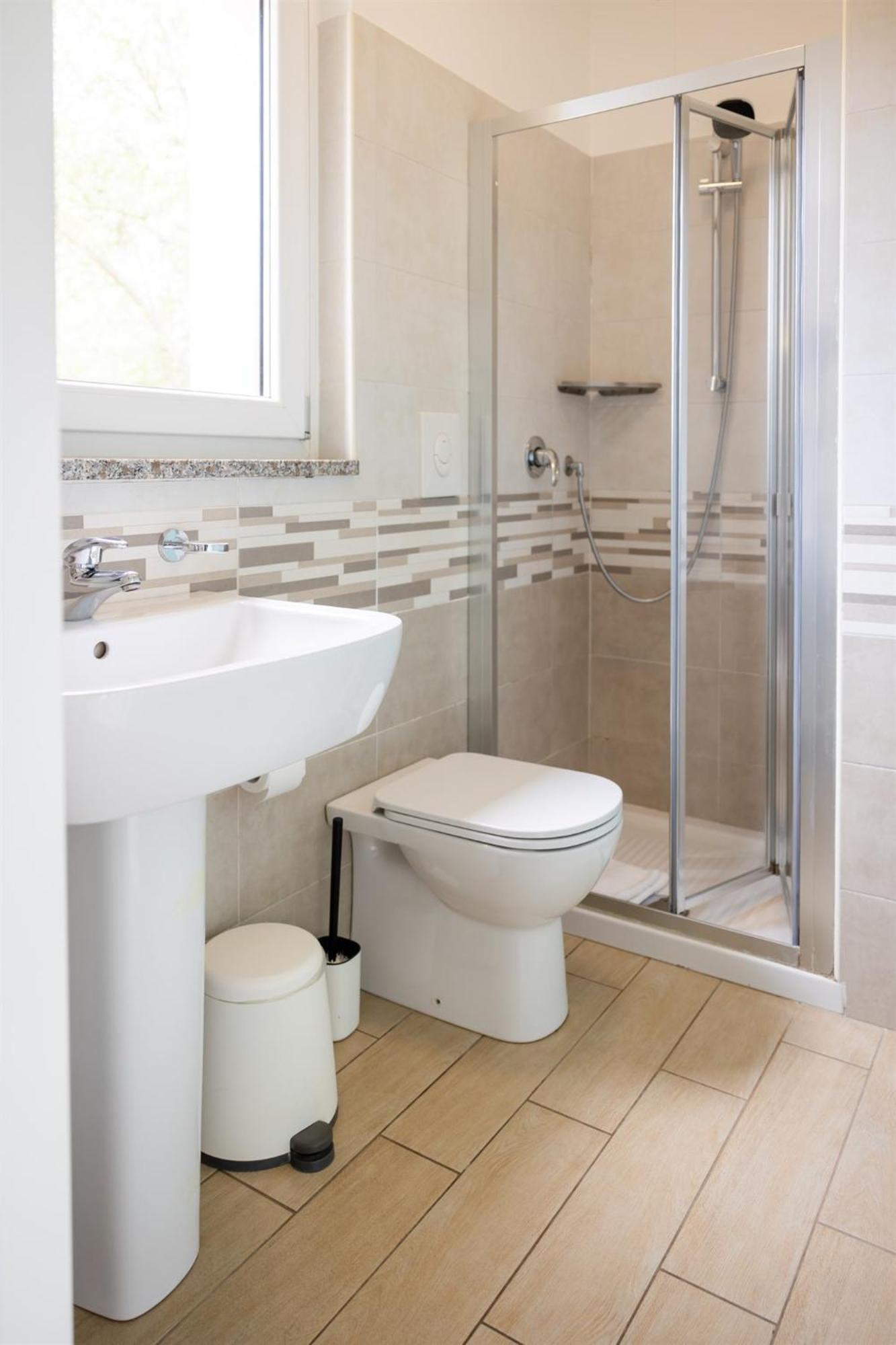 Double Room Private Bathroom