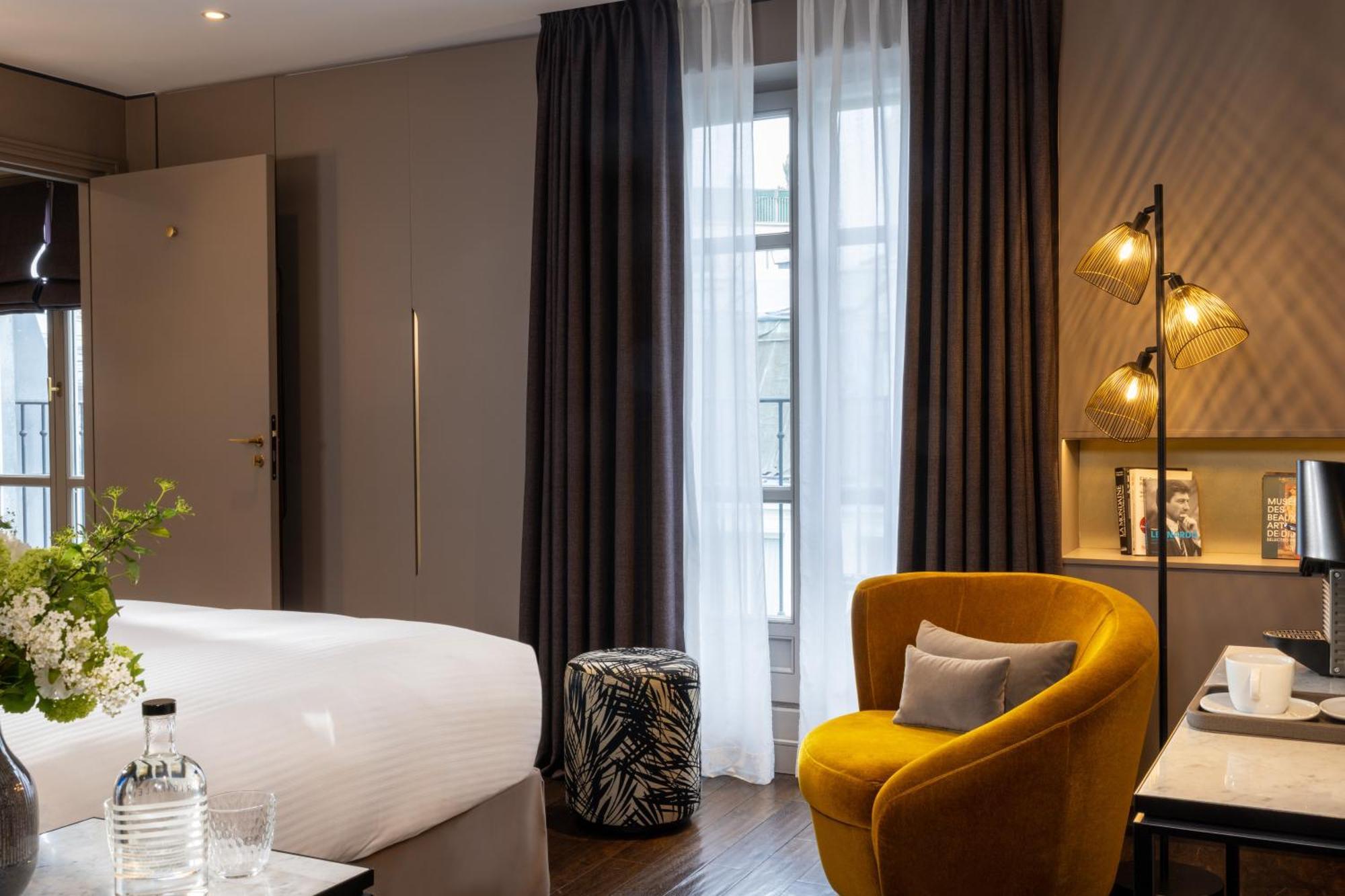 Prestige Room balcony