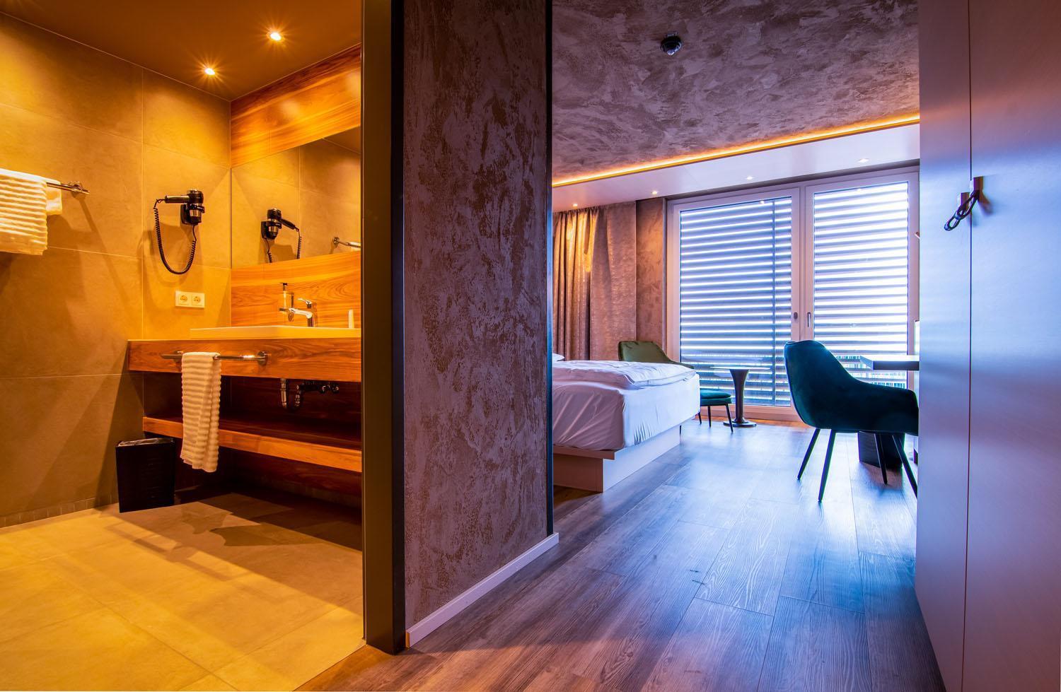 Comfort Room Balcony