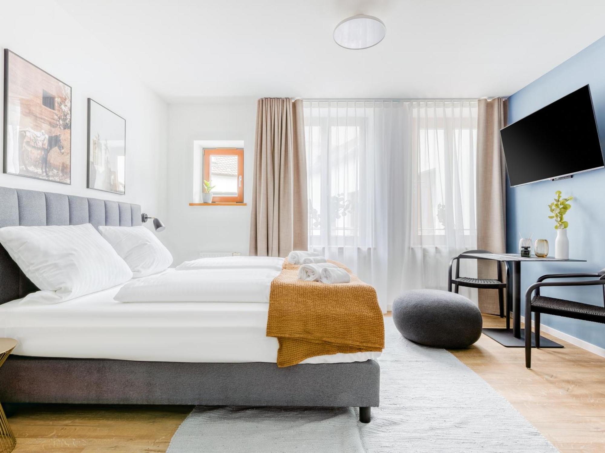 Suite M