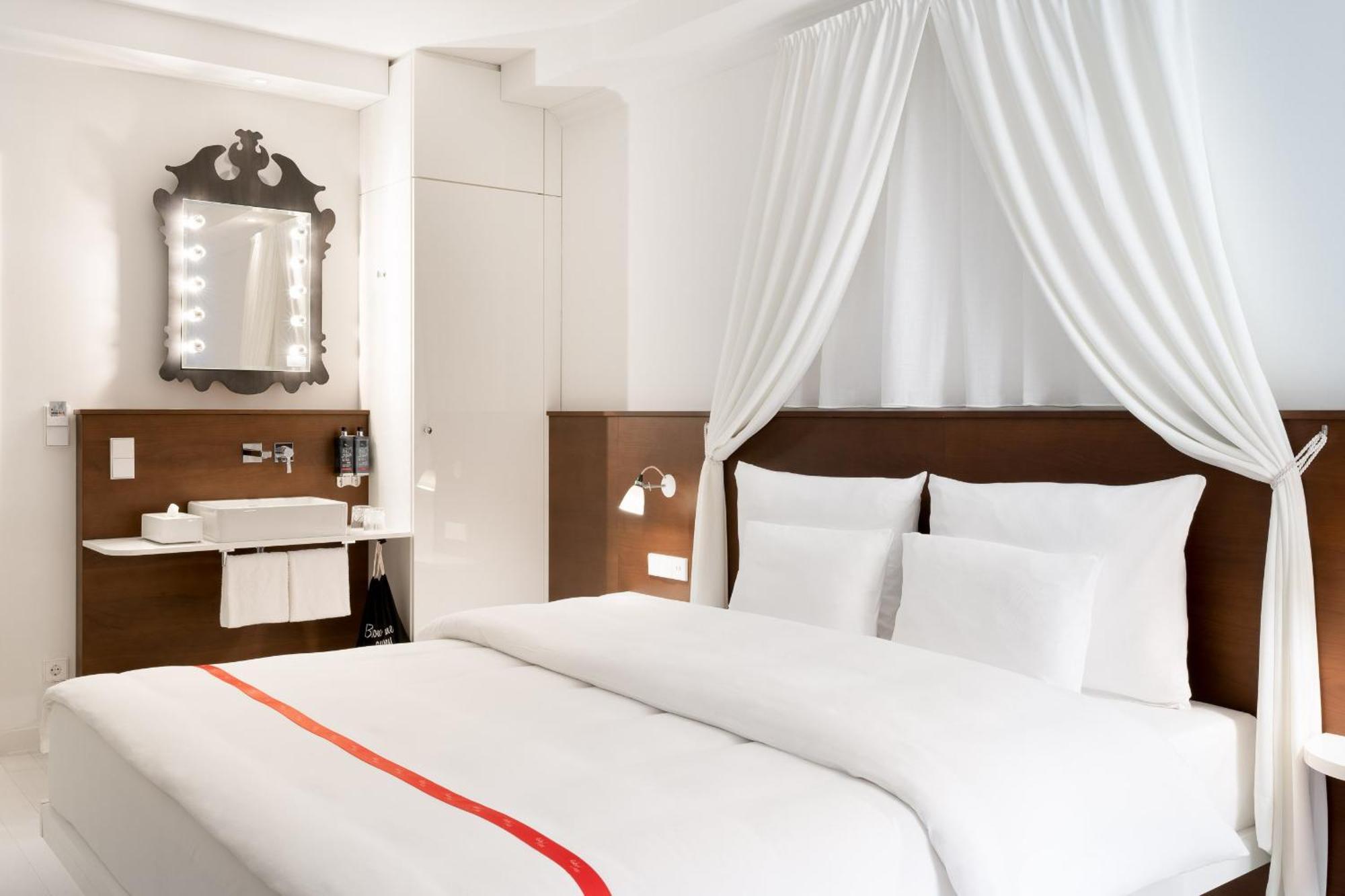 Wow Accessible Room