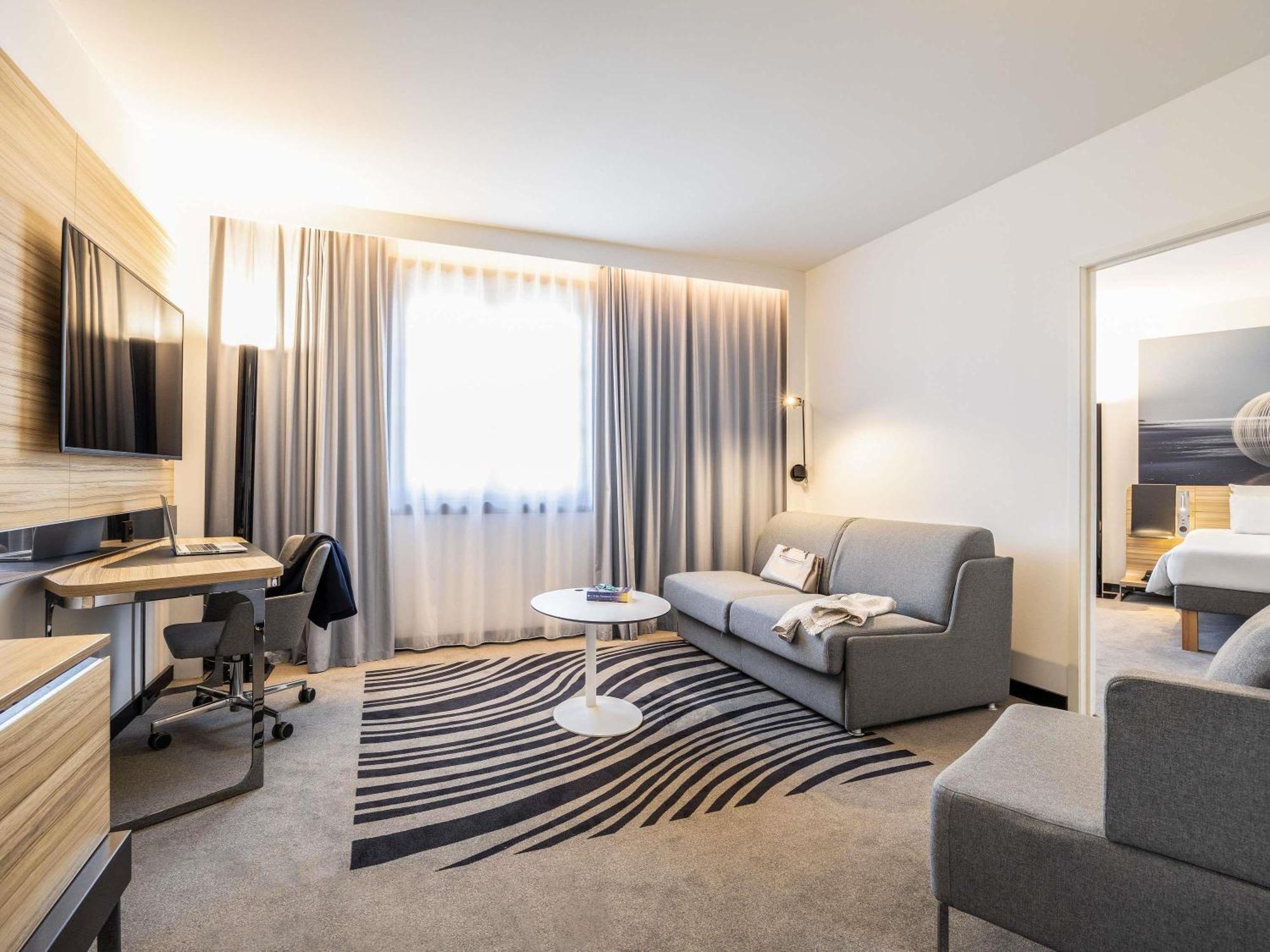 Executive Queen Suite
