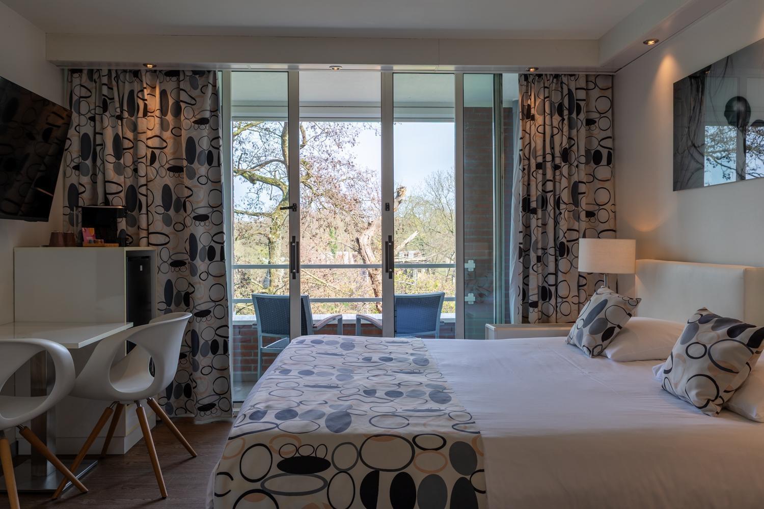 Double Room Lake View