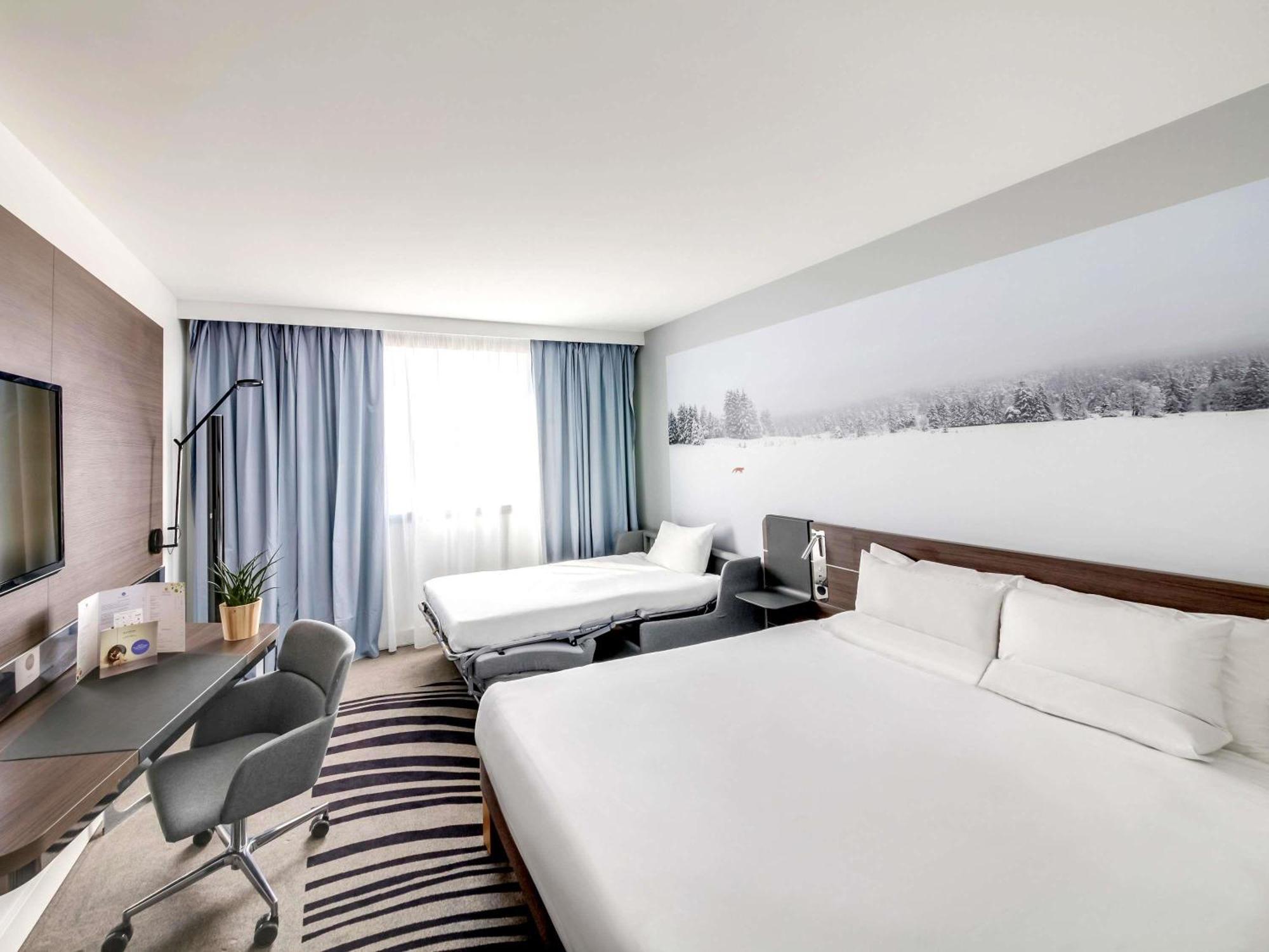 Executive Room One Double Bed One Single Sofa Bed