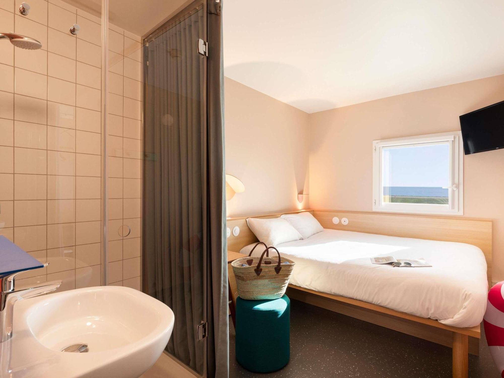 POP Double Room