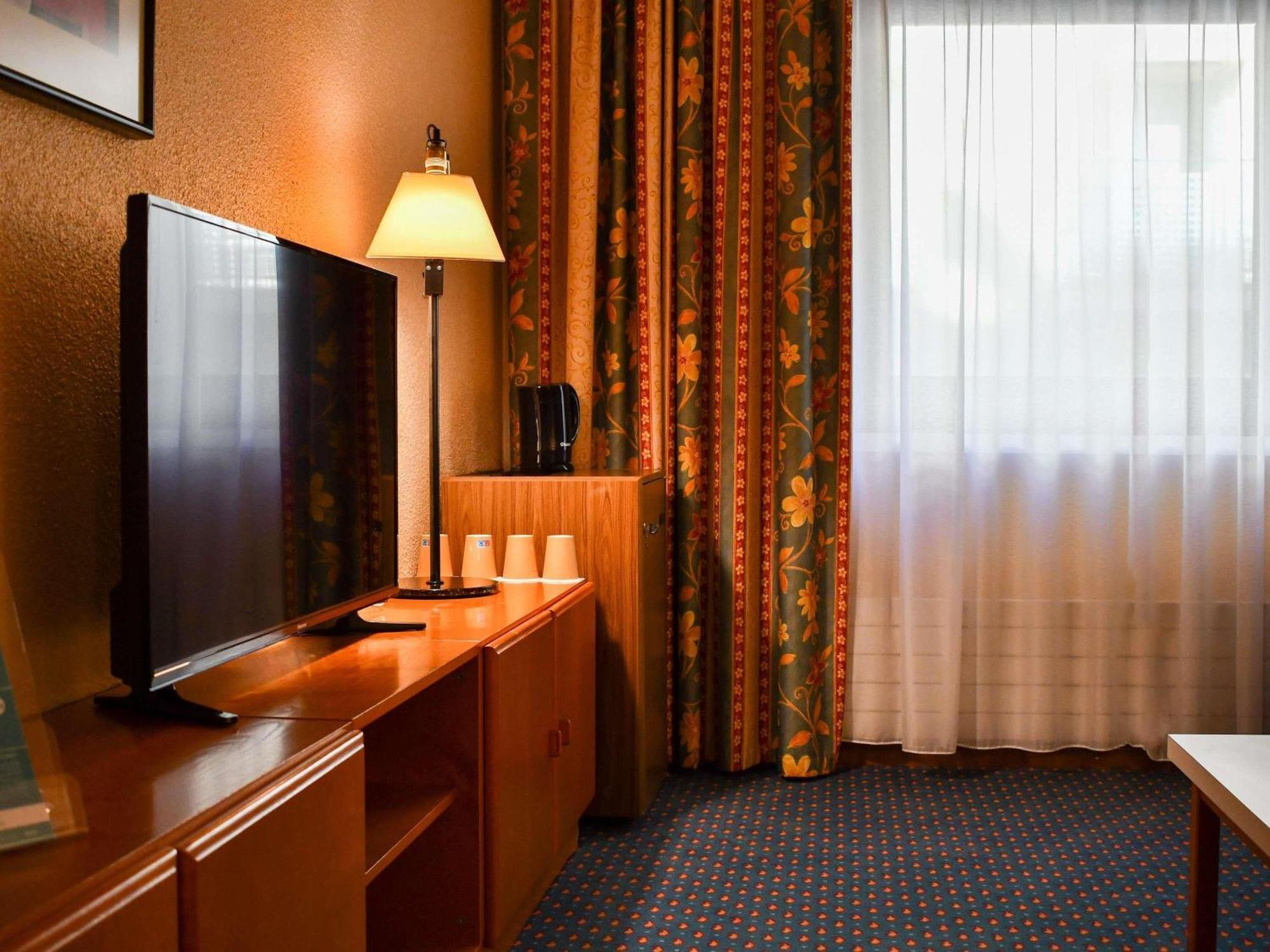 Superior Room One Double Bed One Single Bed,1770832575:JPEG