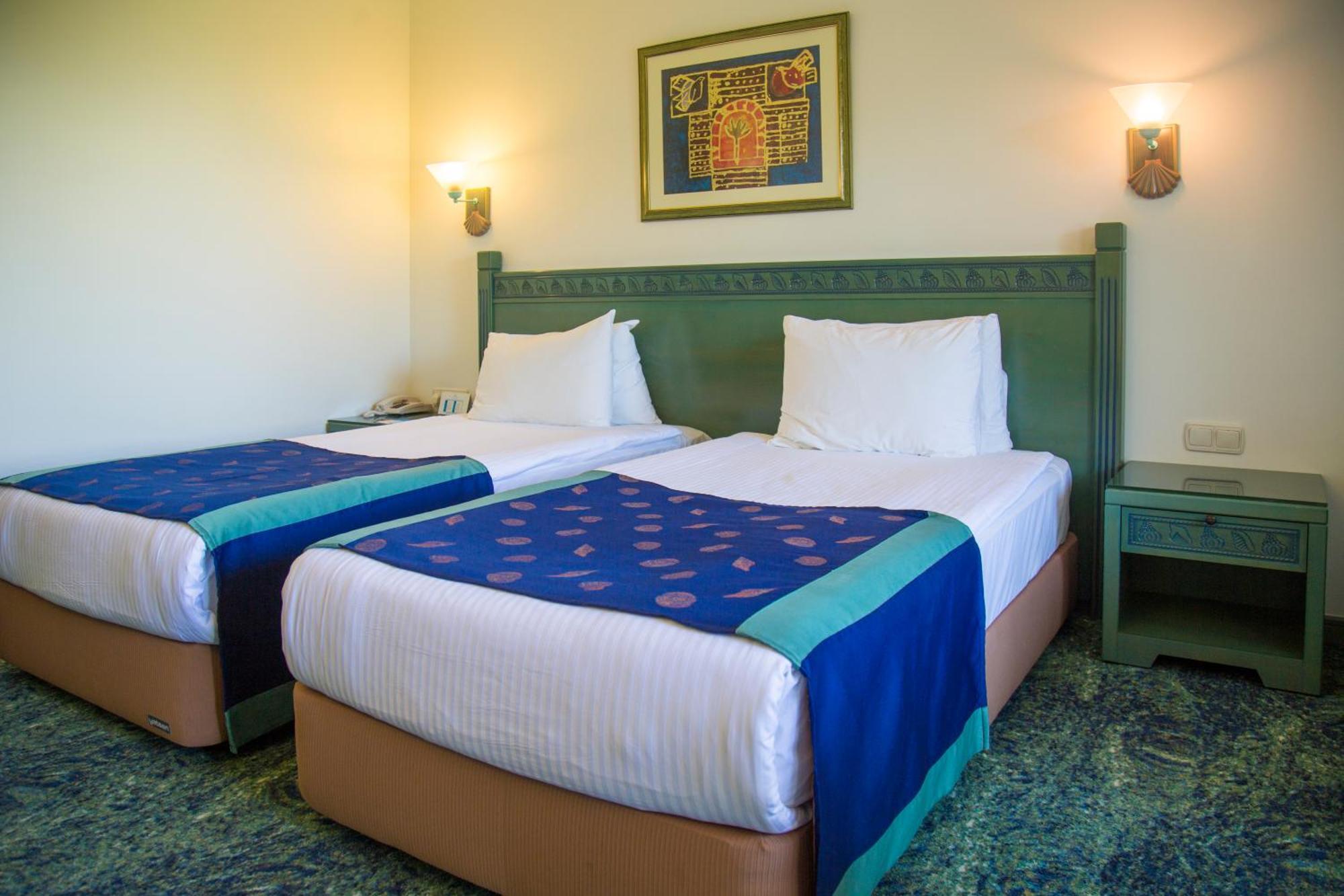 Double or Twin Room Garden View