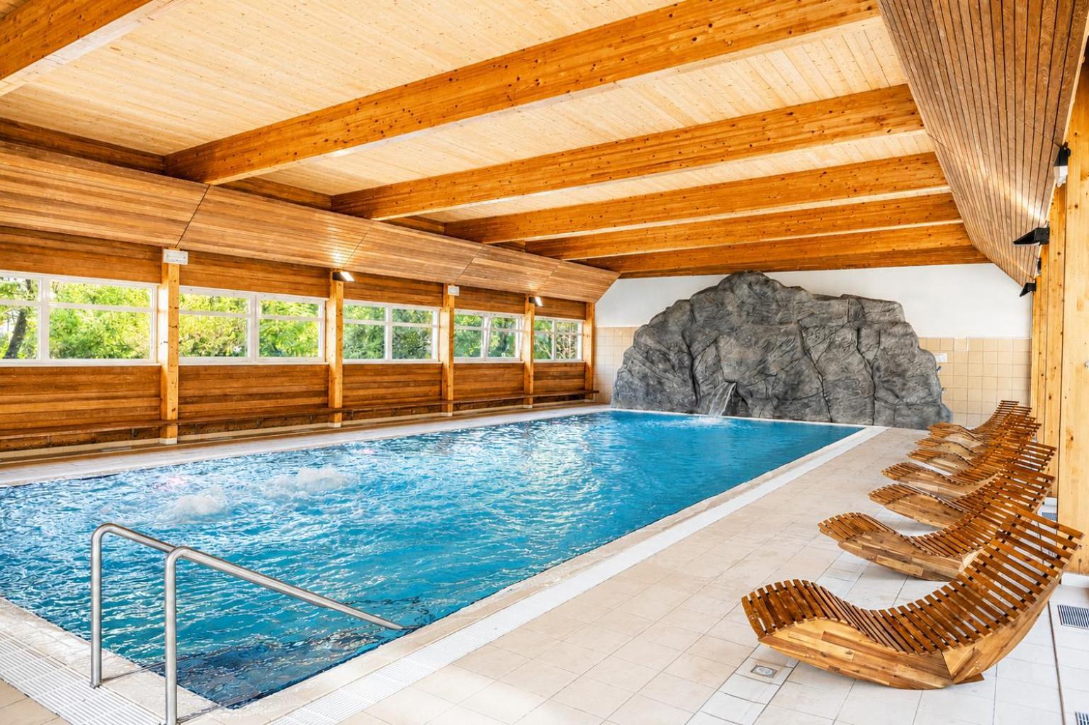 Double Room Mountain View Spa Access