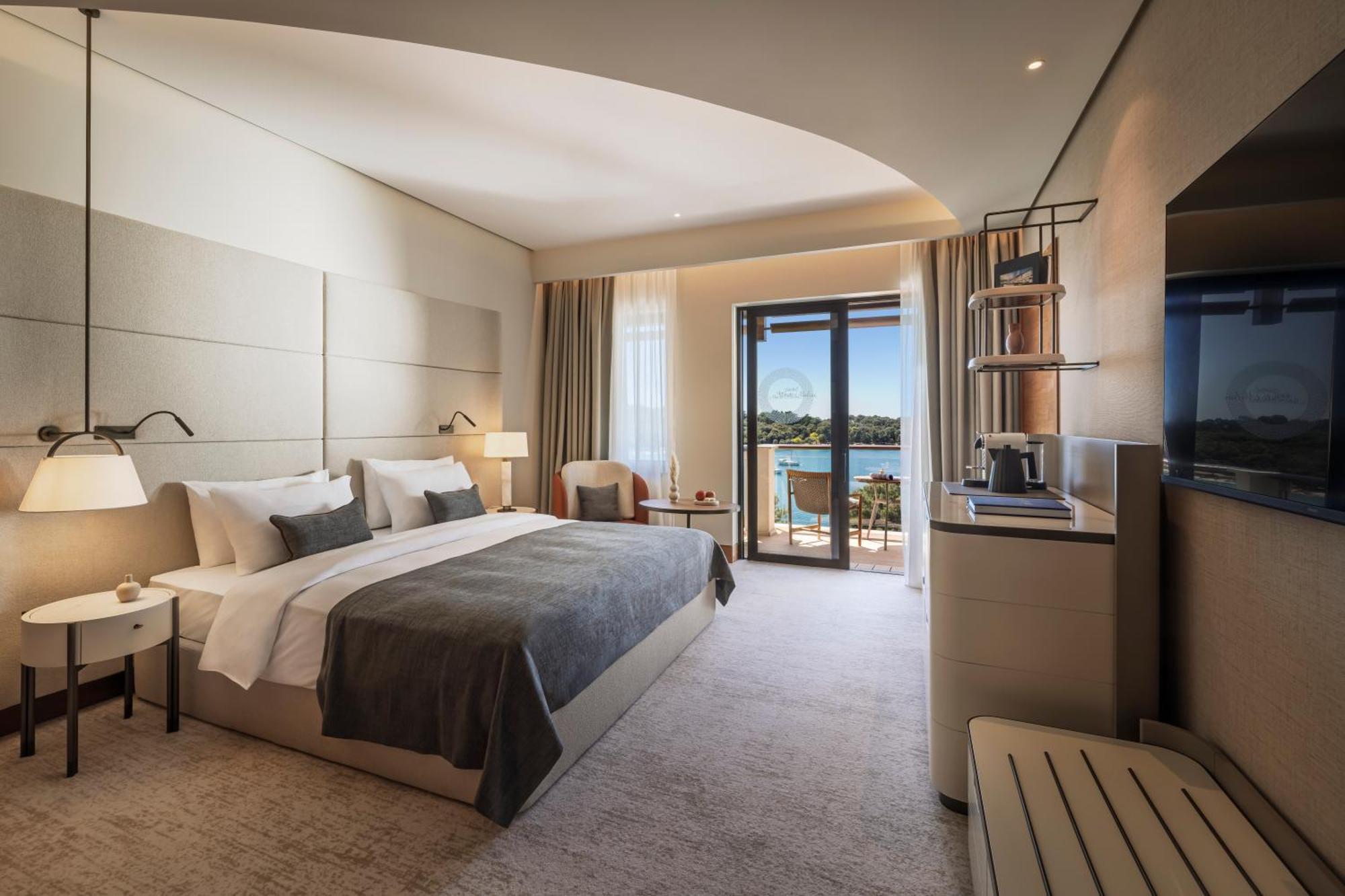 Premium Accessible Room