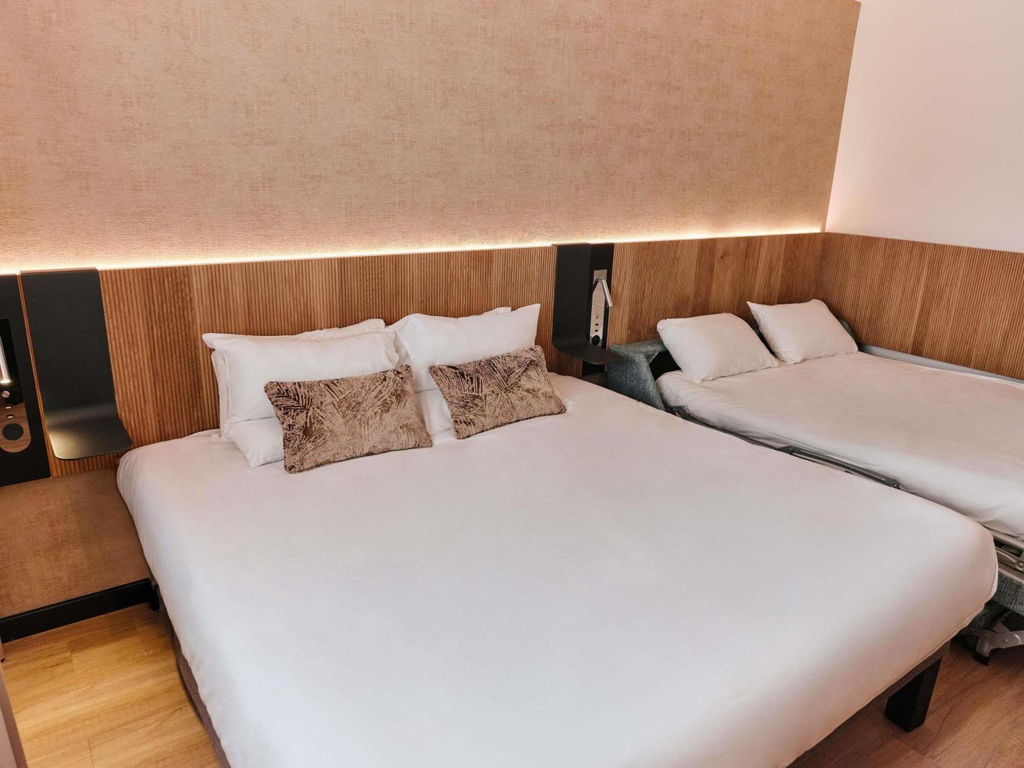 Double Room 1 Double Bed 1 Double Sofa Bed