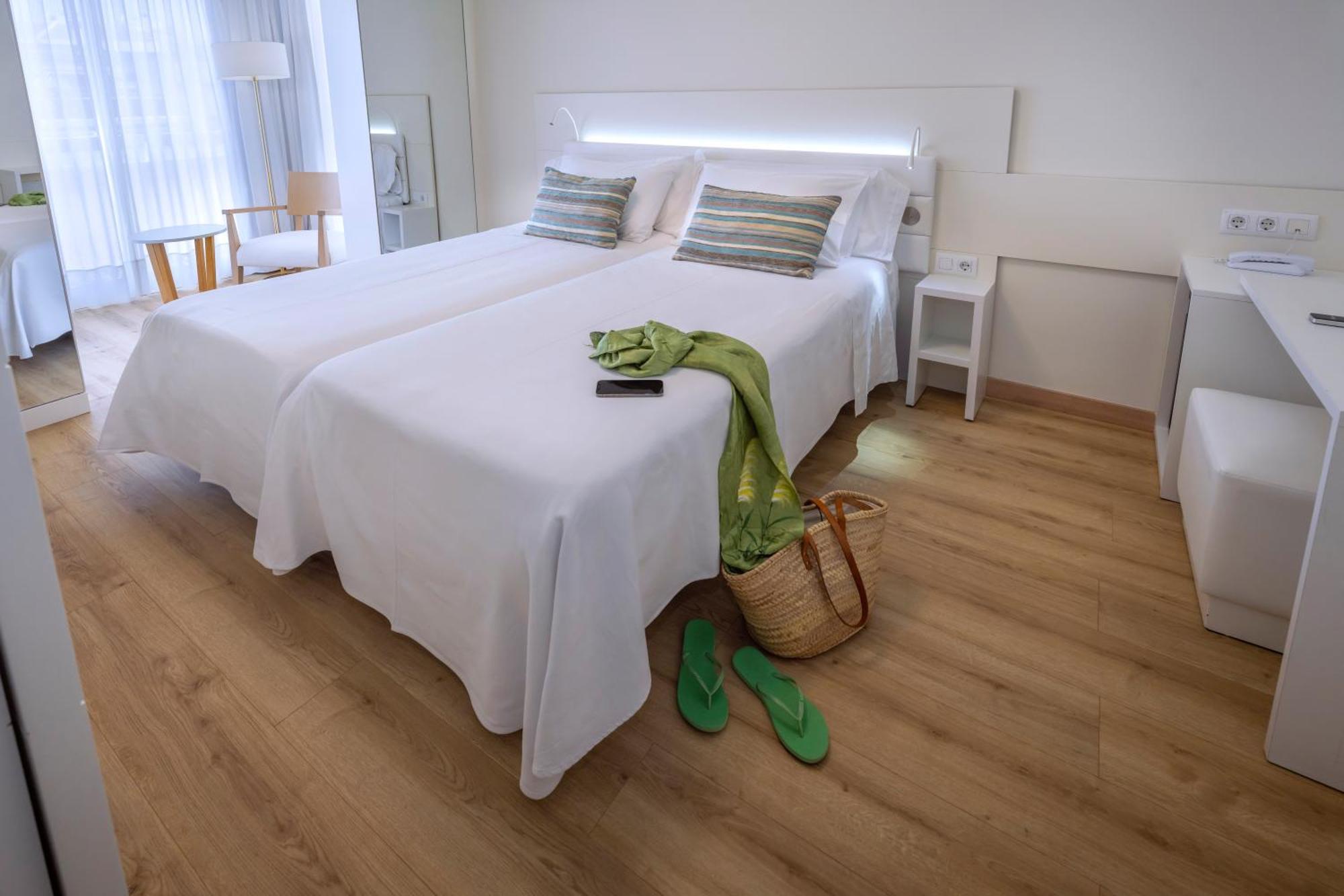 Twin Room Garden View