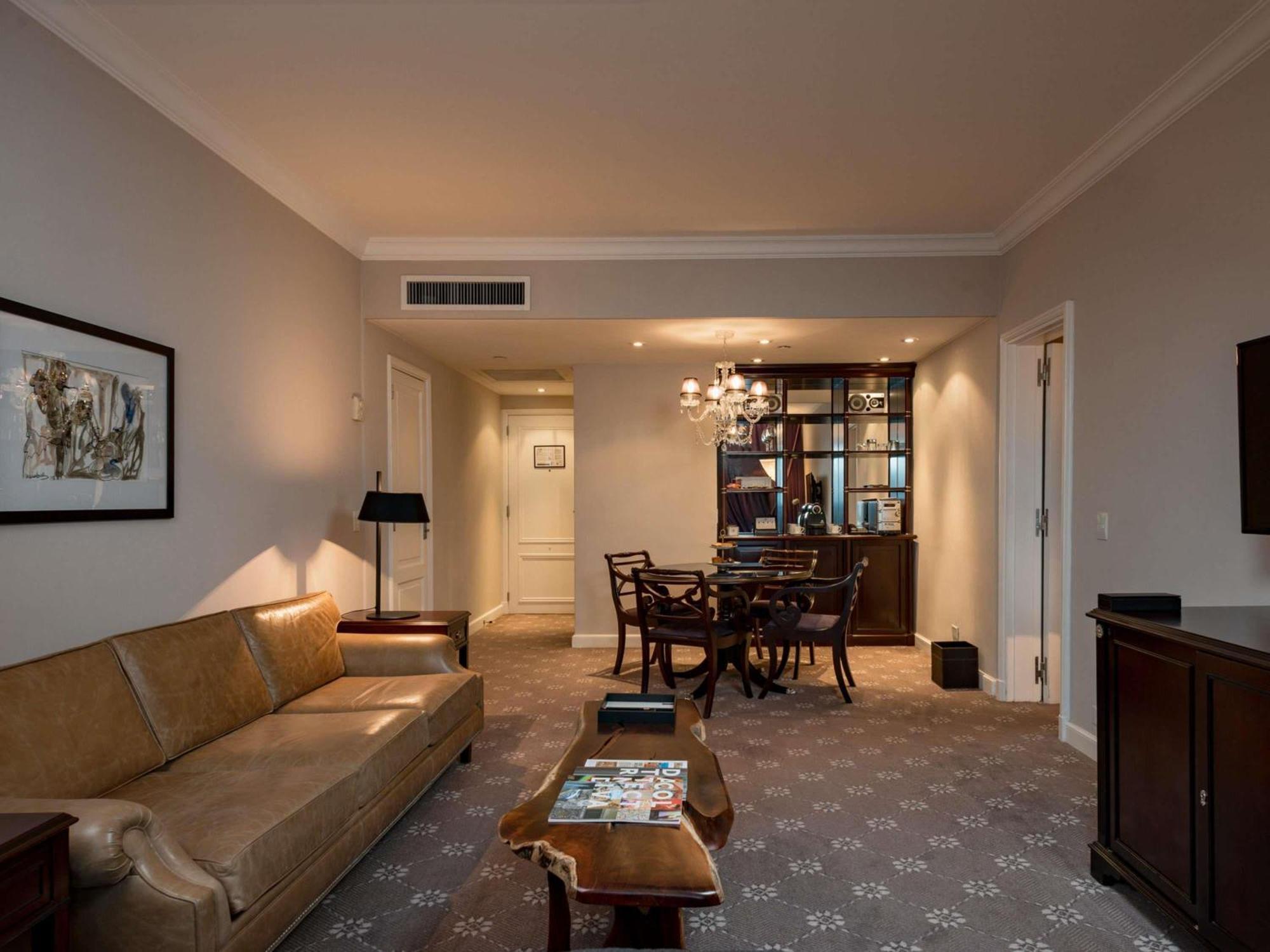 Prestige Queen Suite