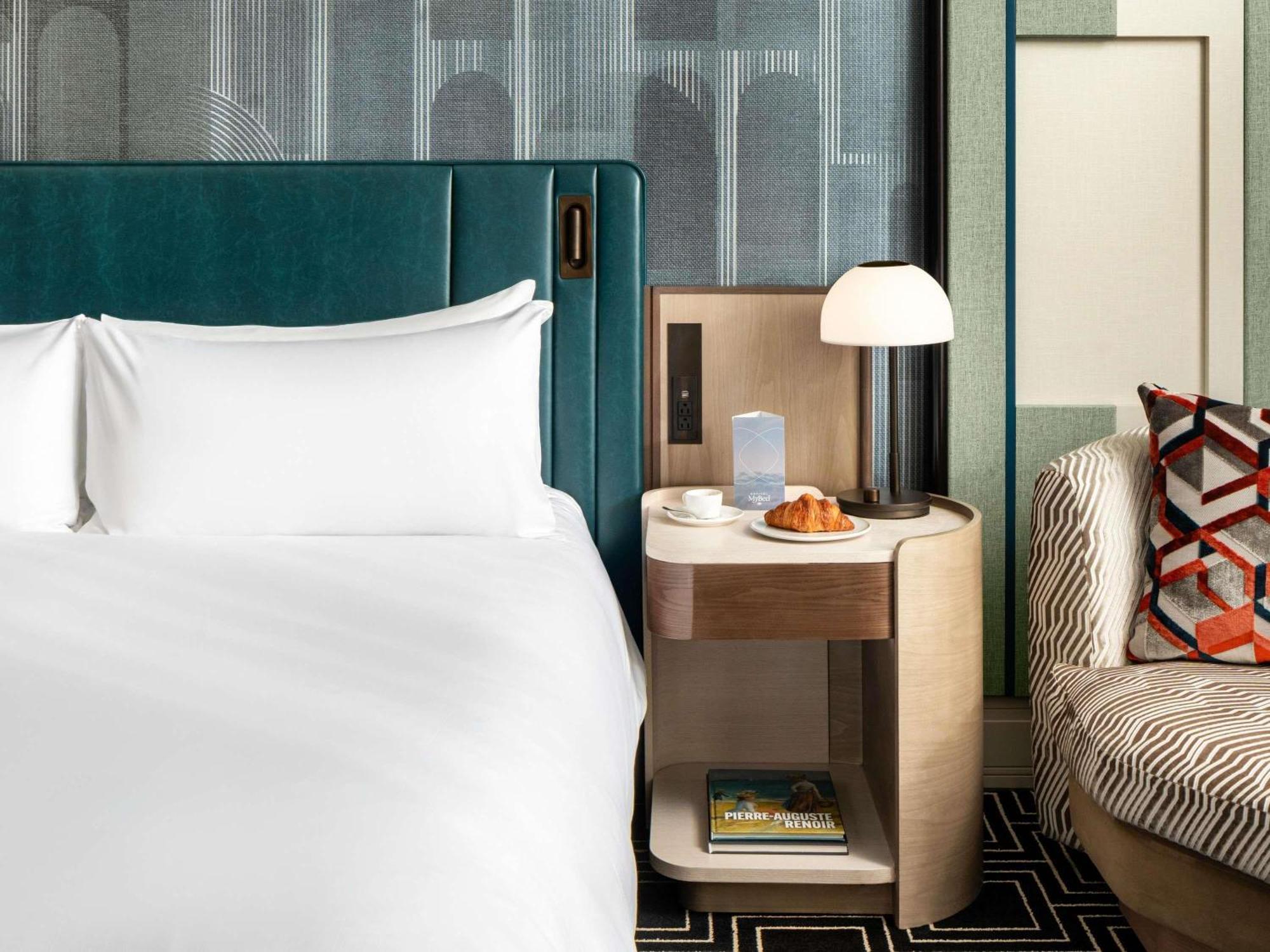Signature King Room