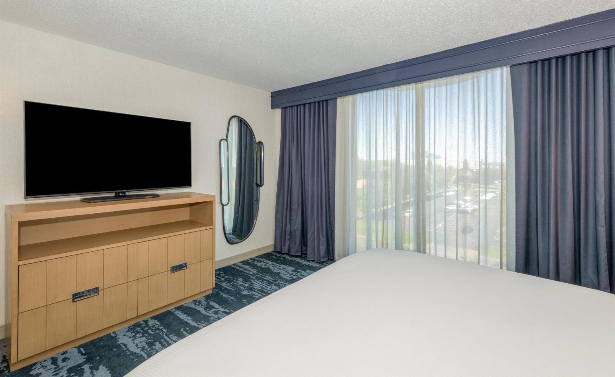 Two-Room King Suite Non-Smoking