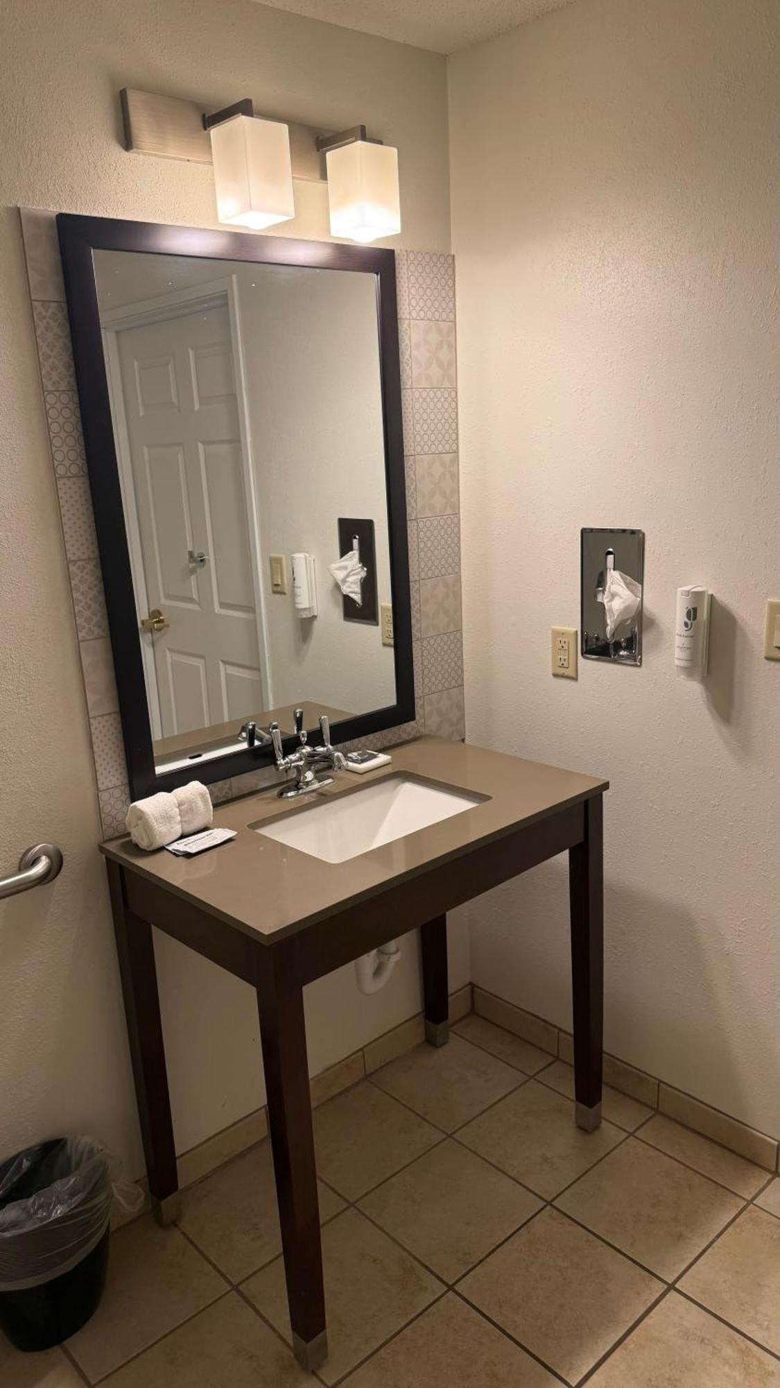 Queen Room Two Queen Beds Disability Access