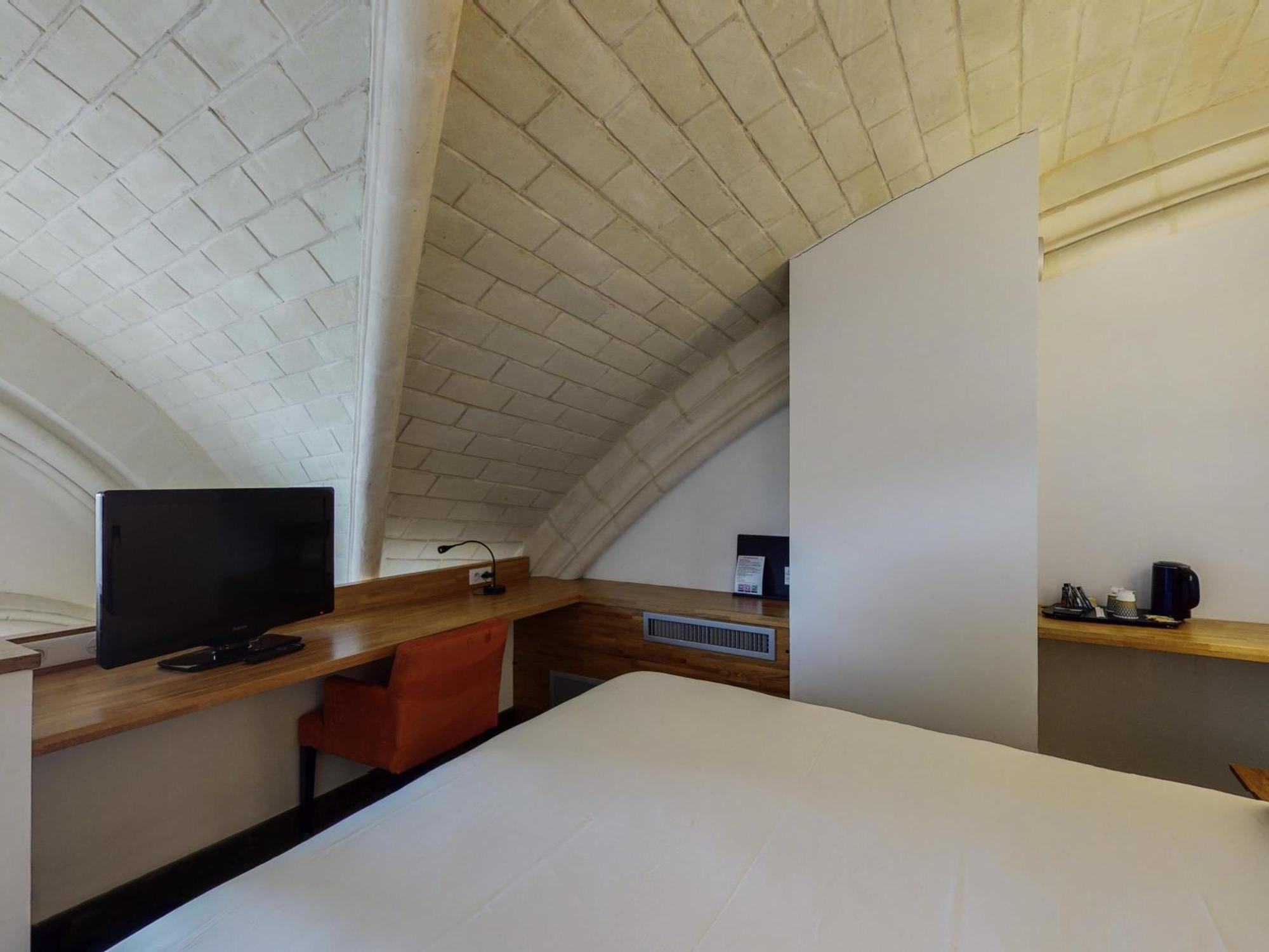 Superior Room 1 Double Bed