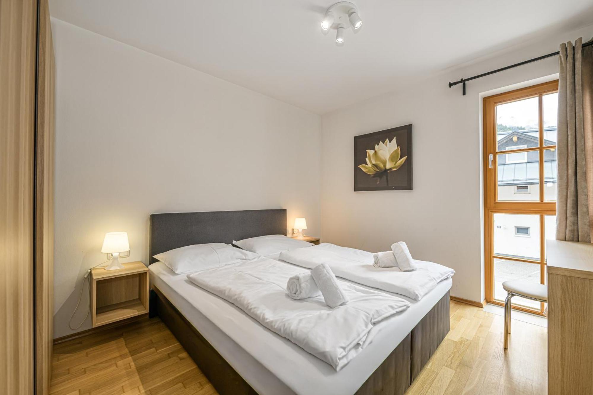 Two-Bedroom Apartment Sofa Bed