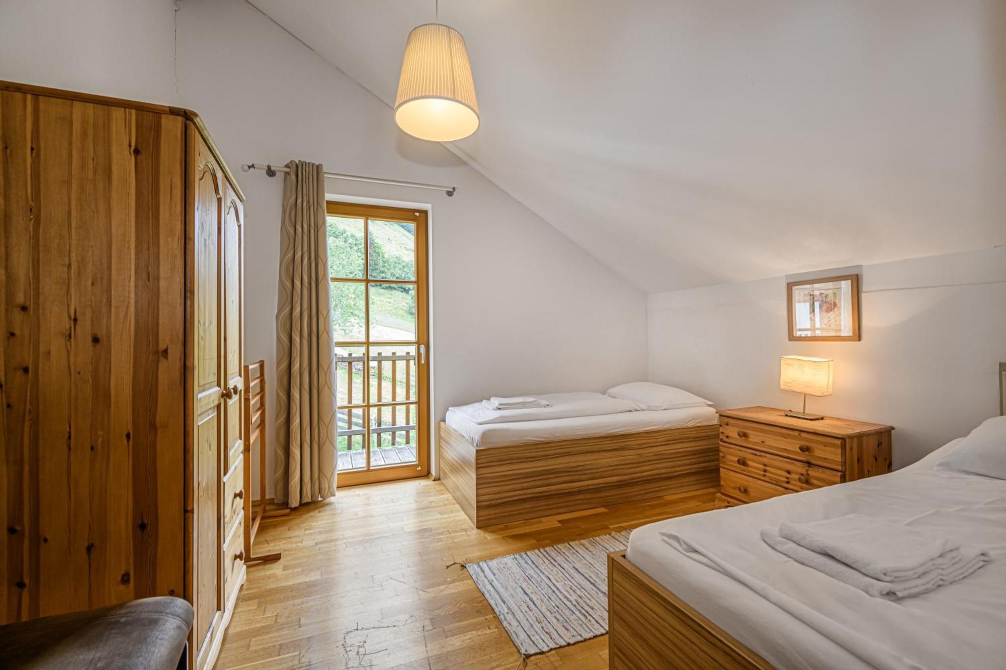 Four-Bedroom Apartment Sofa Bed