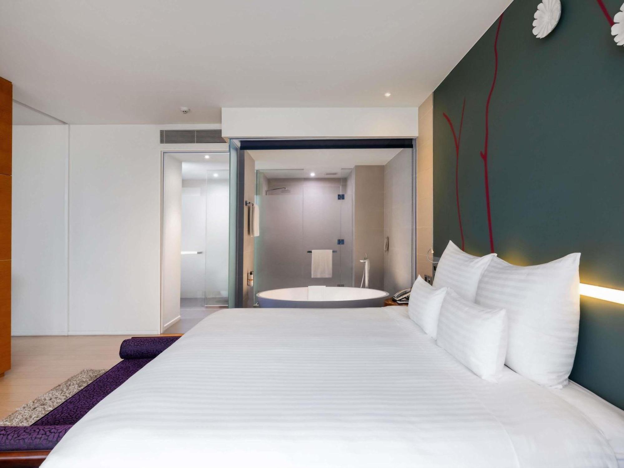 Executive King Suite