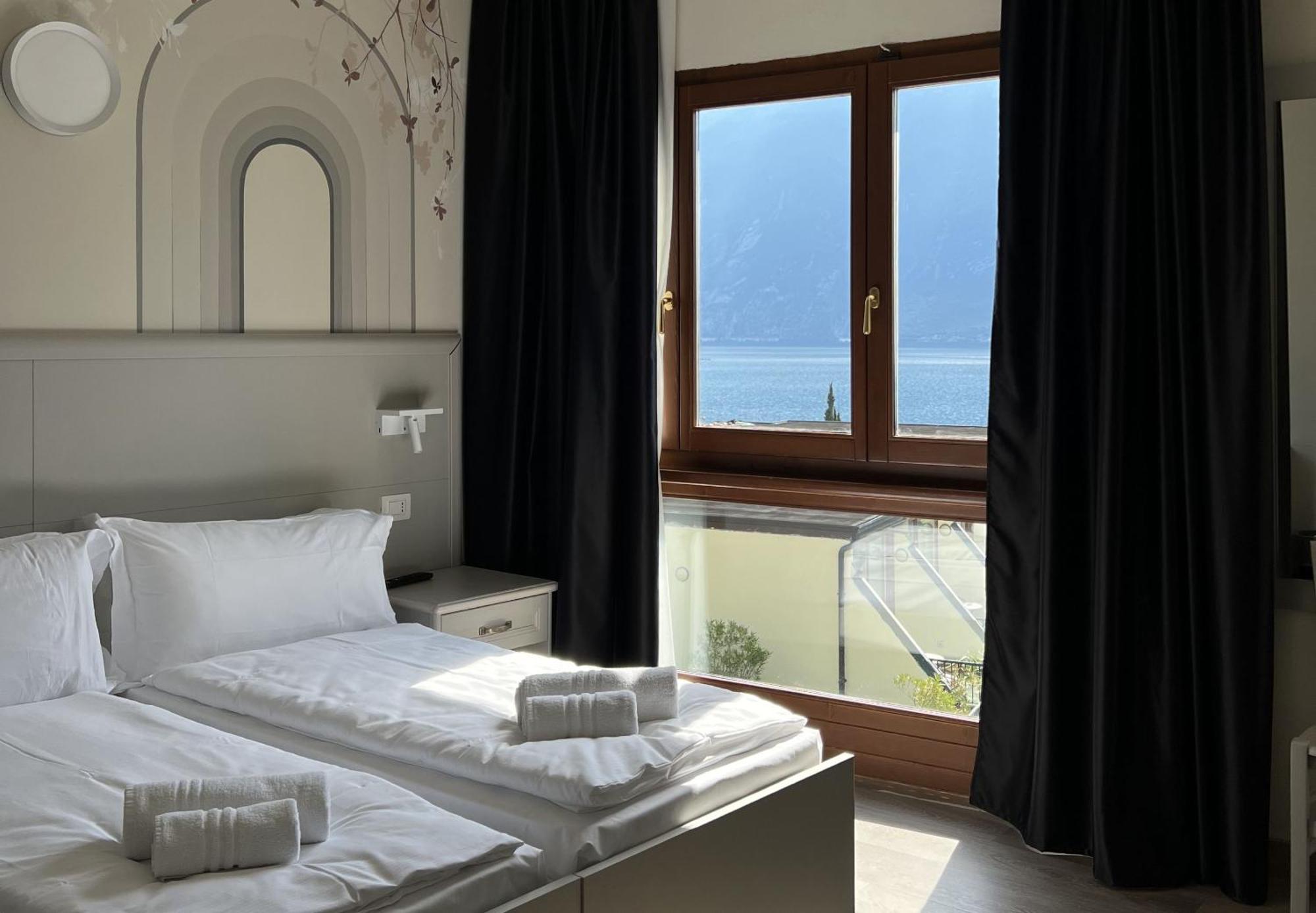 Superior Plus Double or Twin Room Lake View