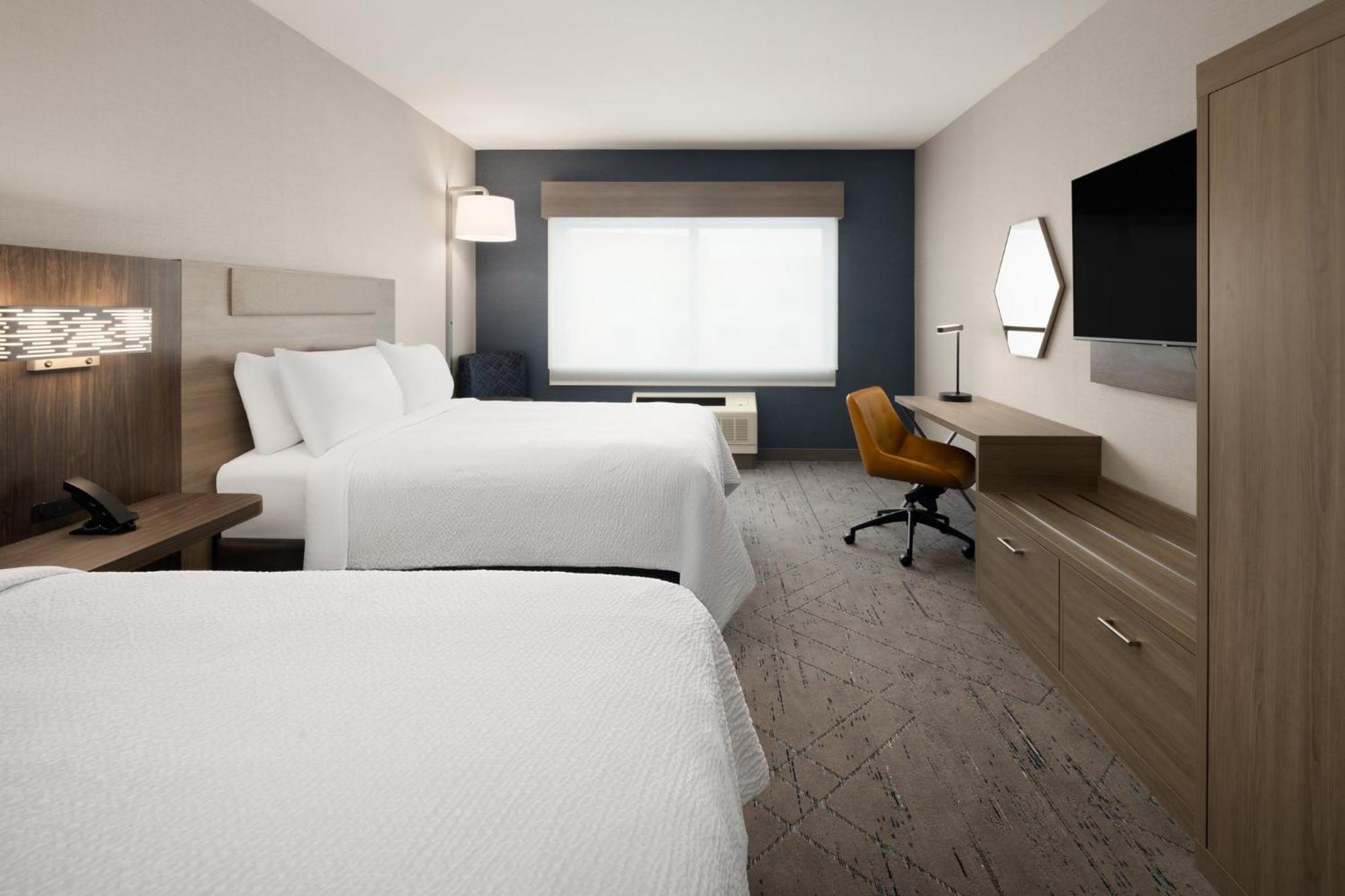 Room Two Beds Hearing Accessible Non-Smoking
