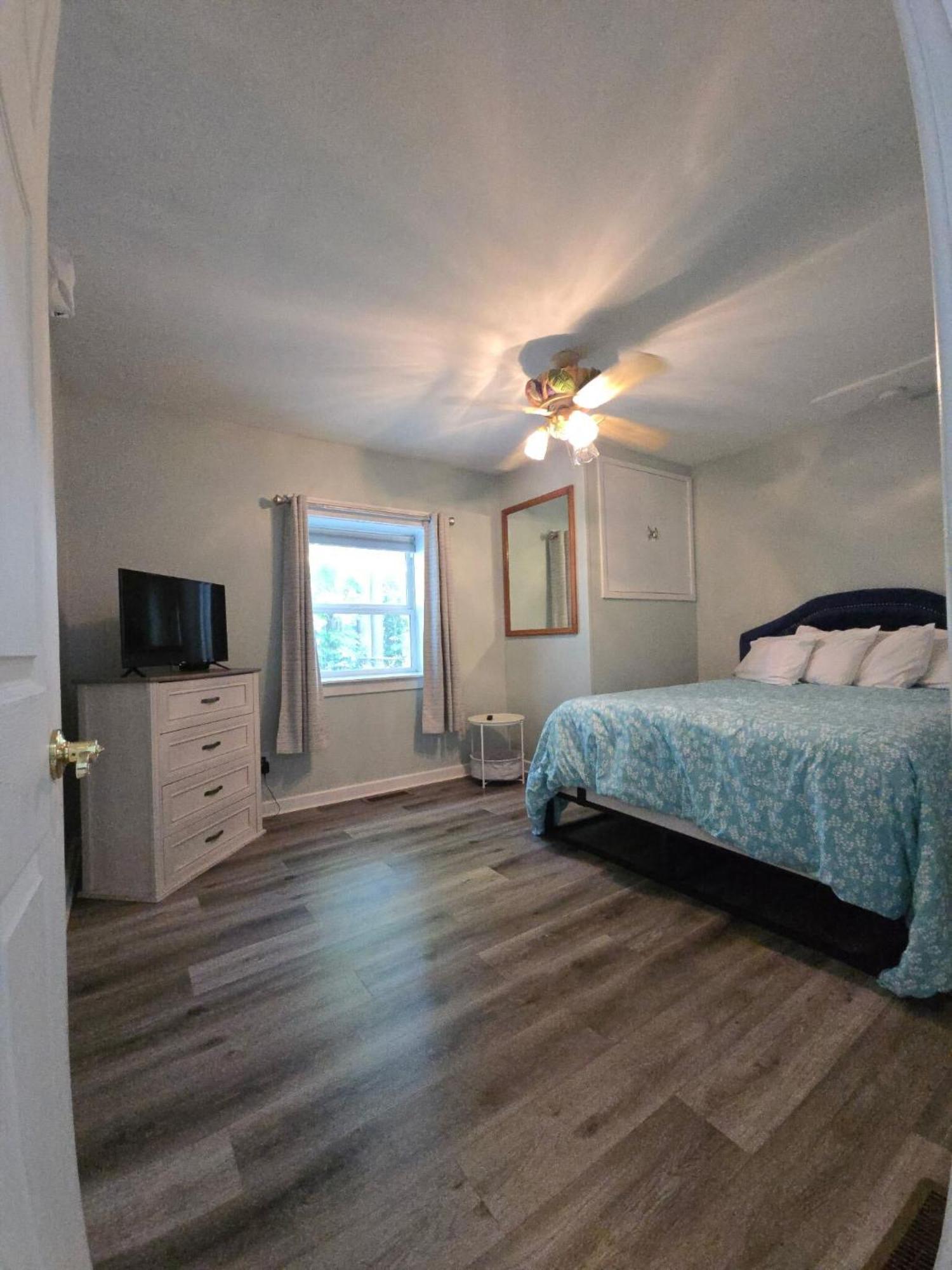 One-Bedroom Suite