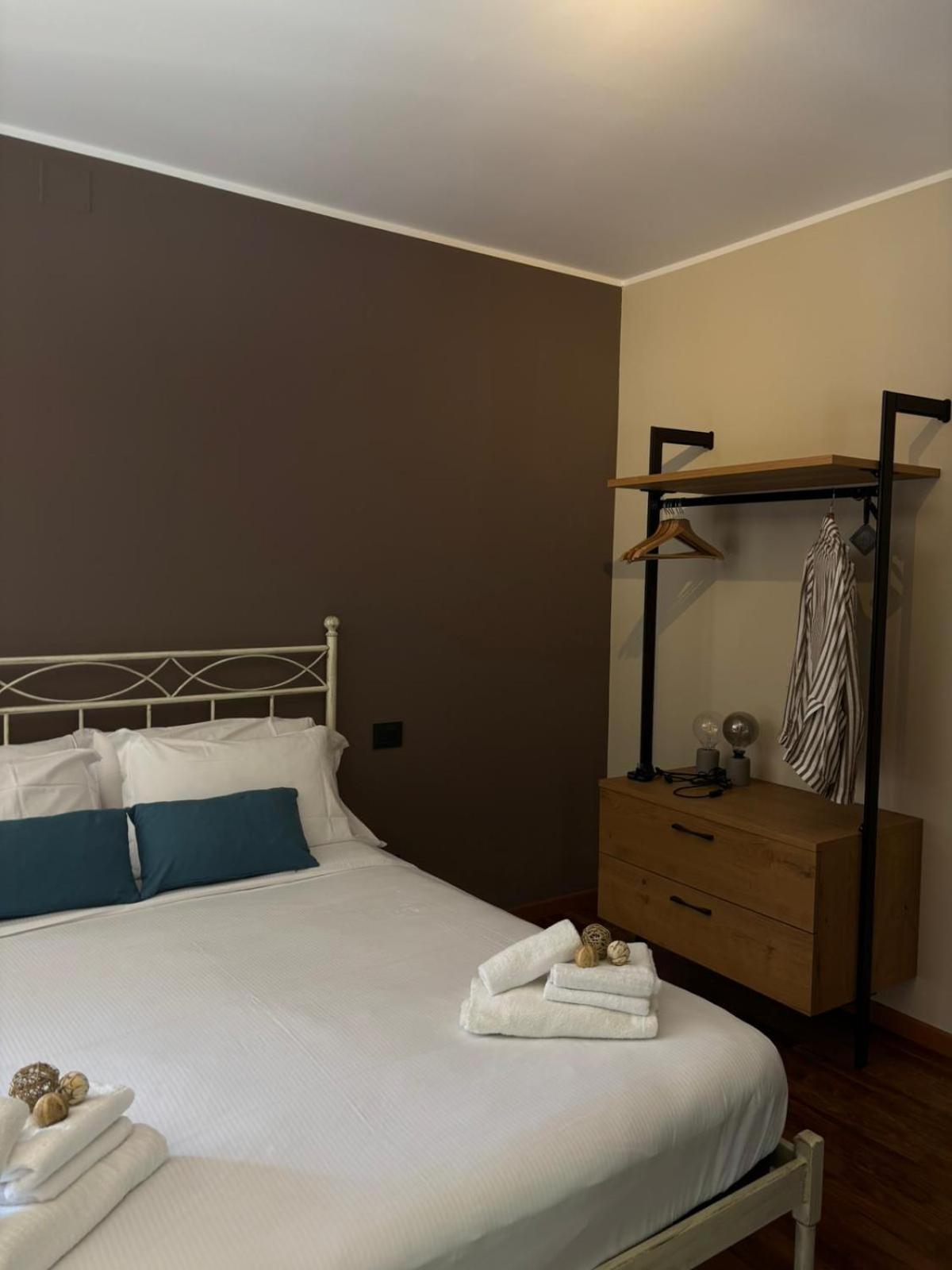 Deluxe Double Room Bath,1771387324:JPEG