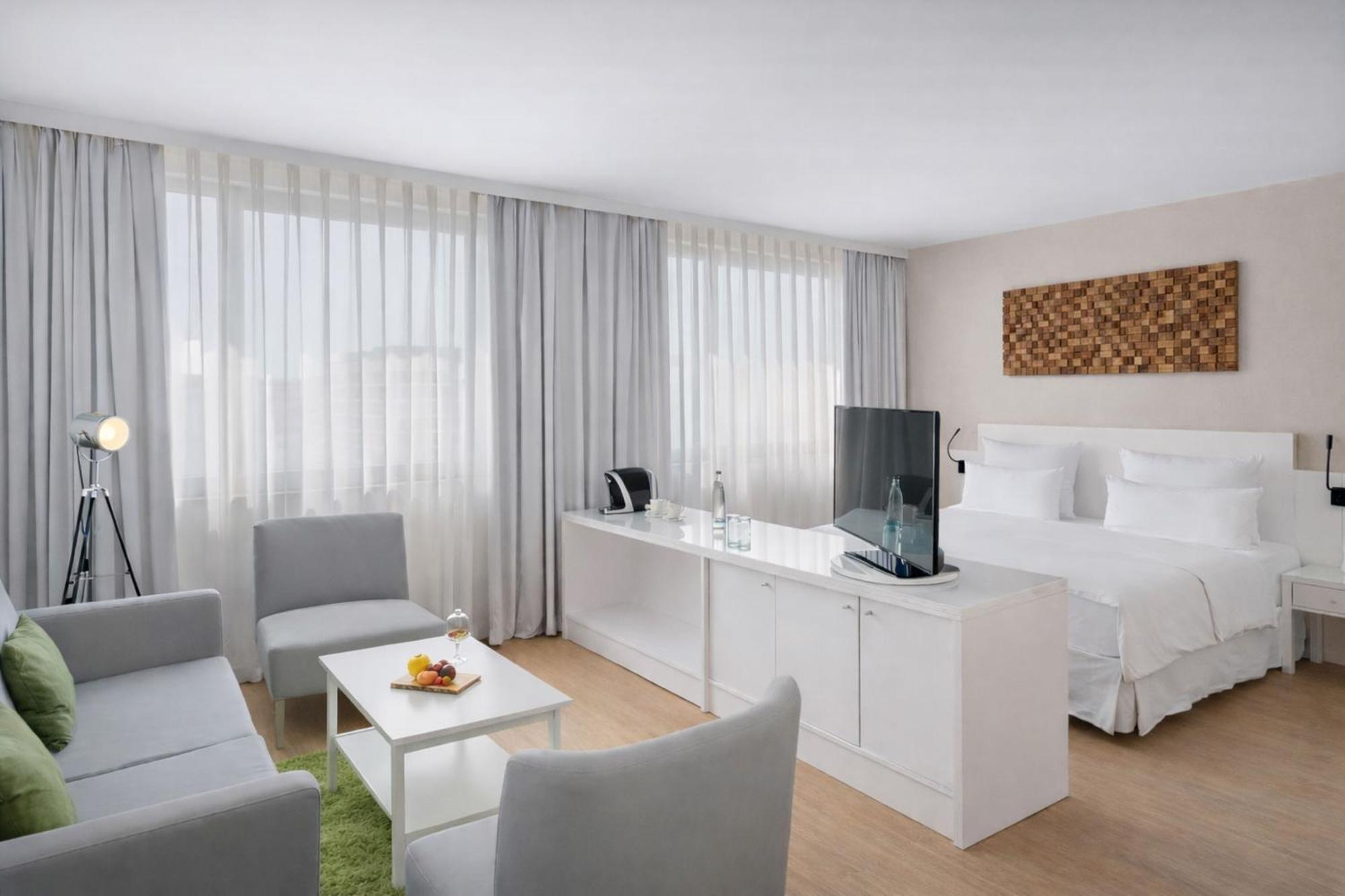 Junior Suite,1771482170:JPEG