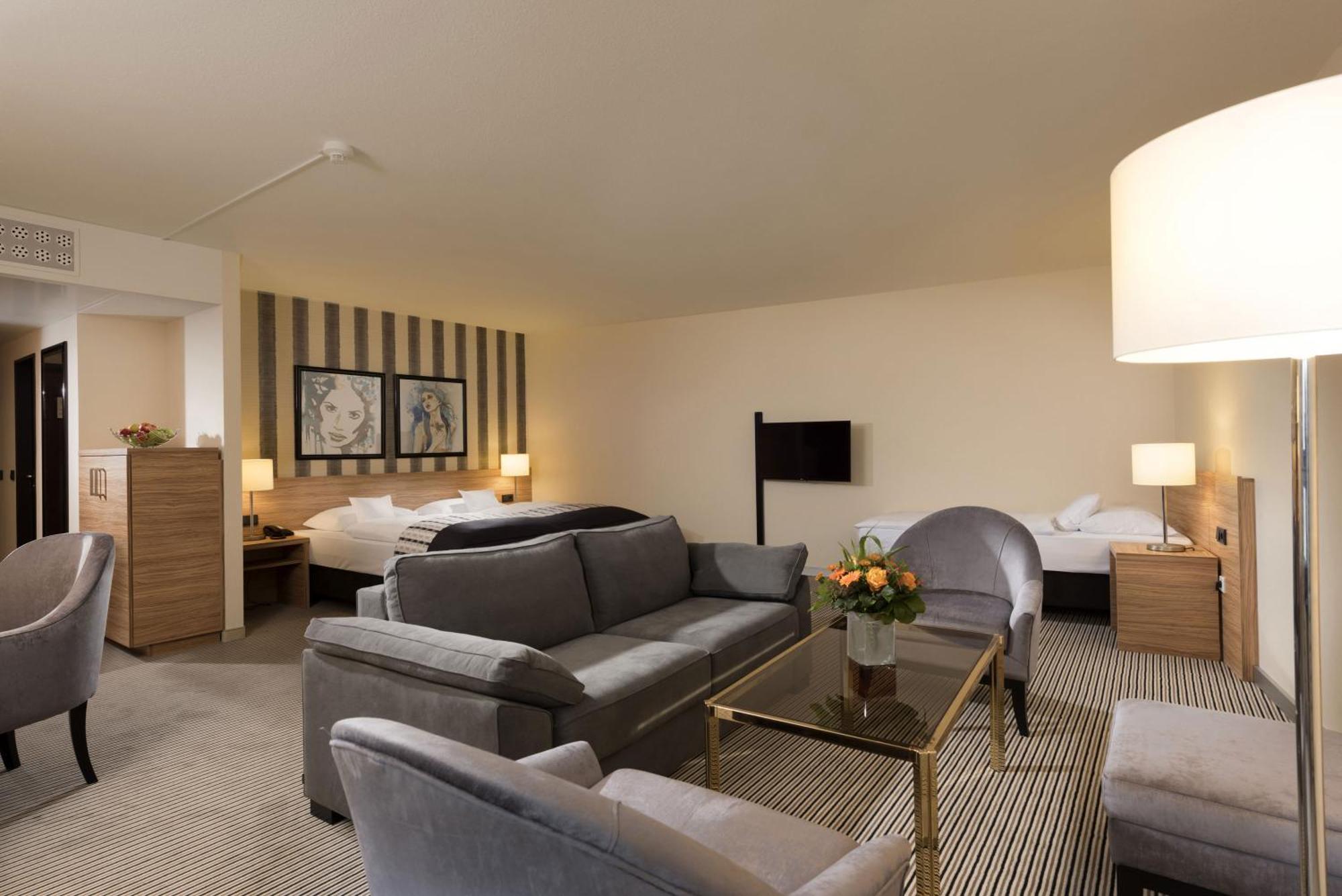 Standard Family Room