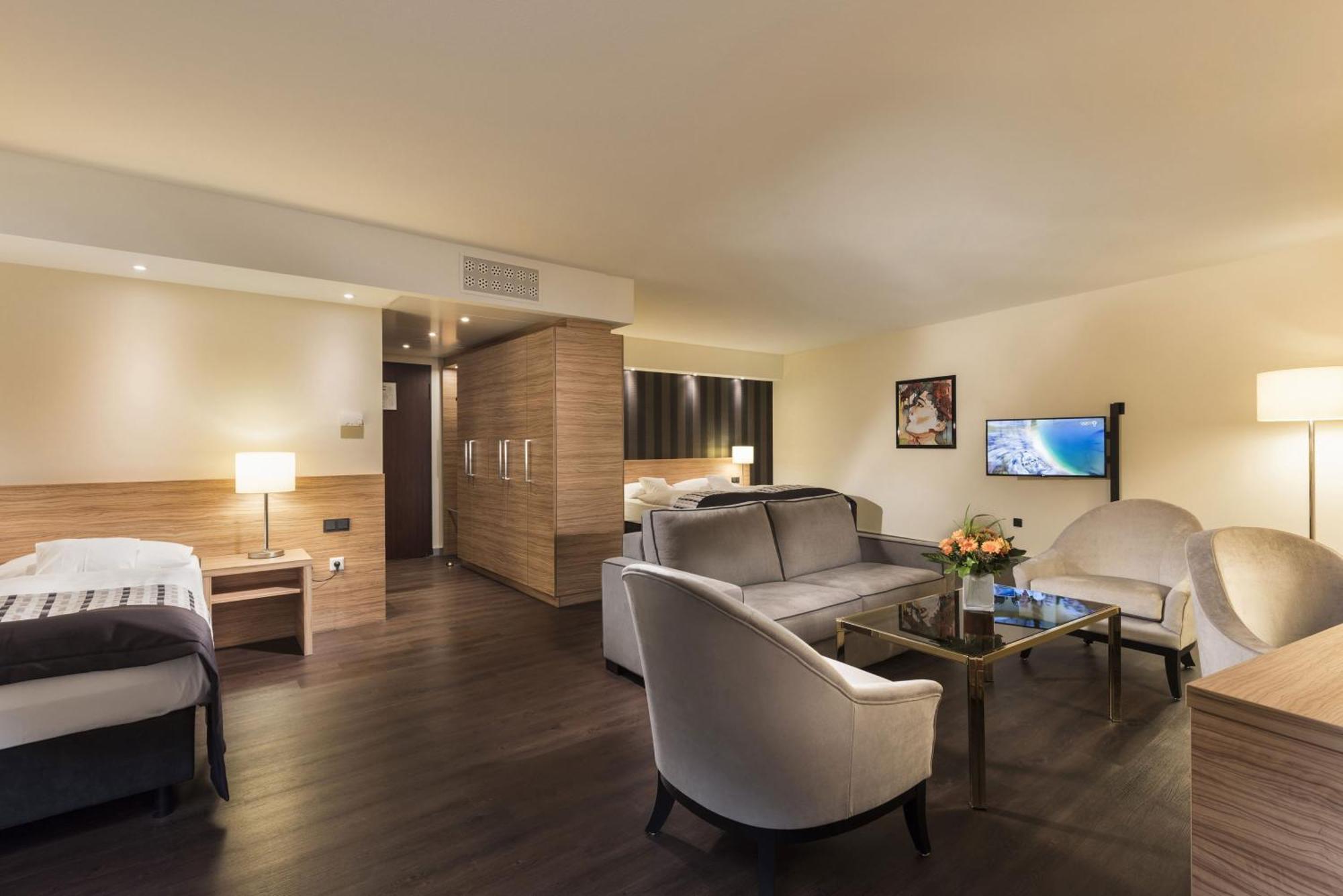 Standard Family Room