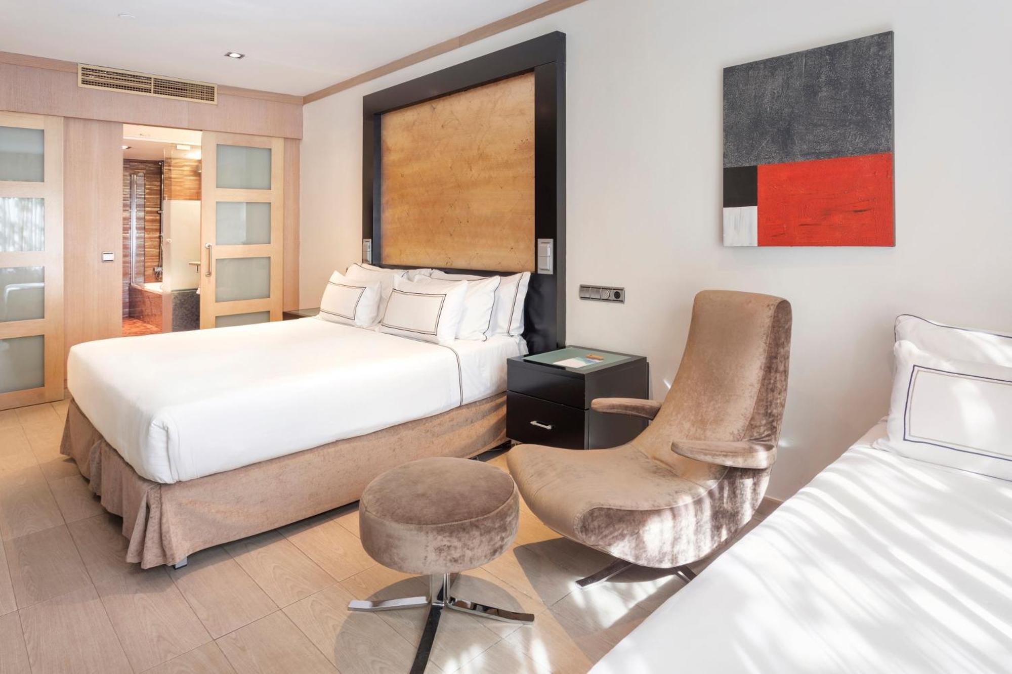 Triple Room,1771495435:JPEG