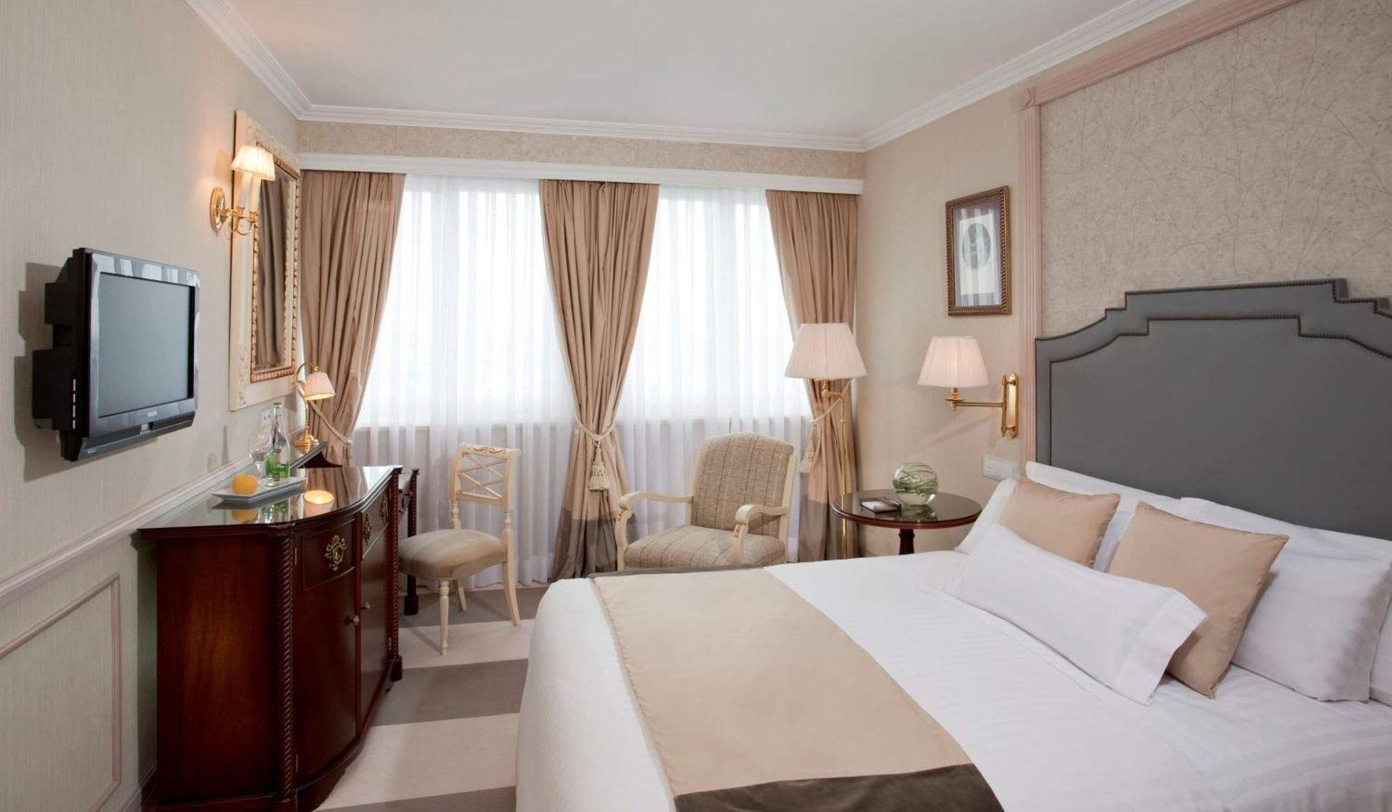 The Level Deluxe Room,1771495606:JPEG