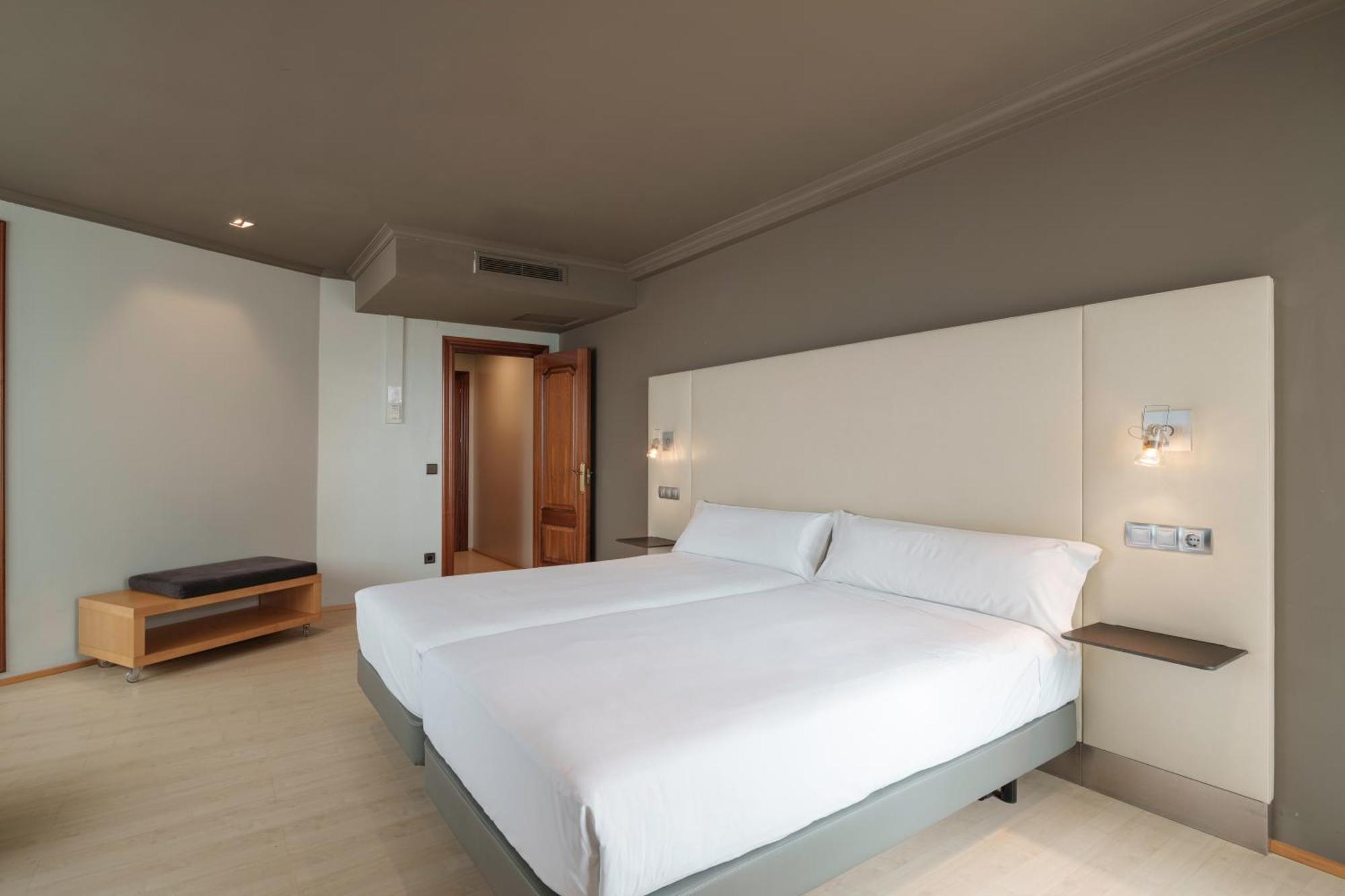 Superior Twin Room City View