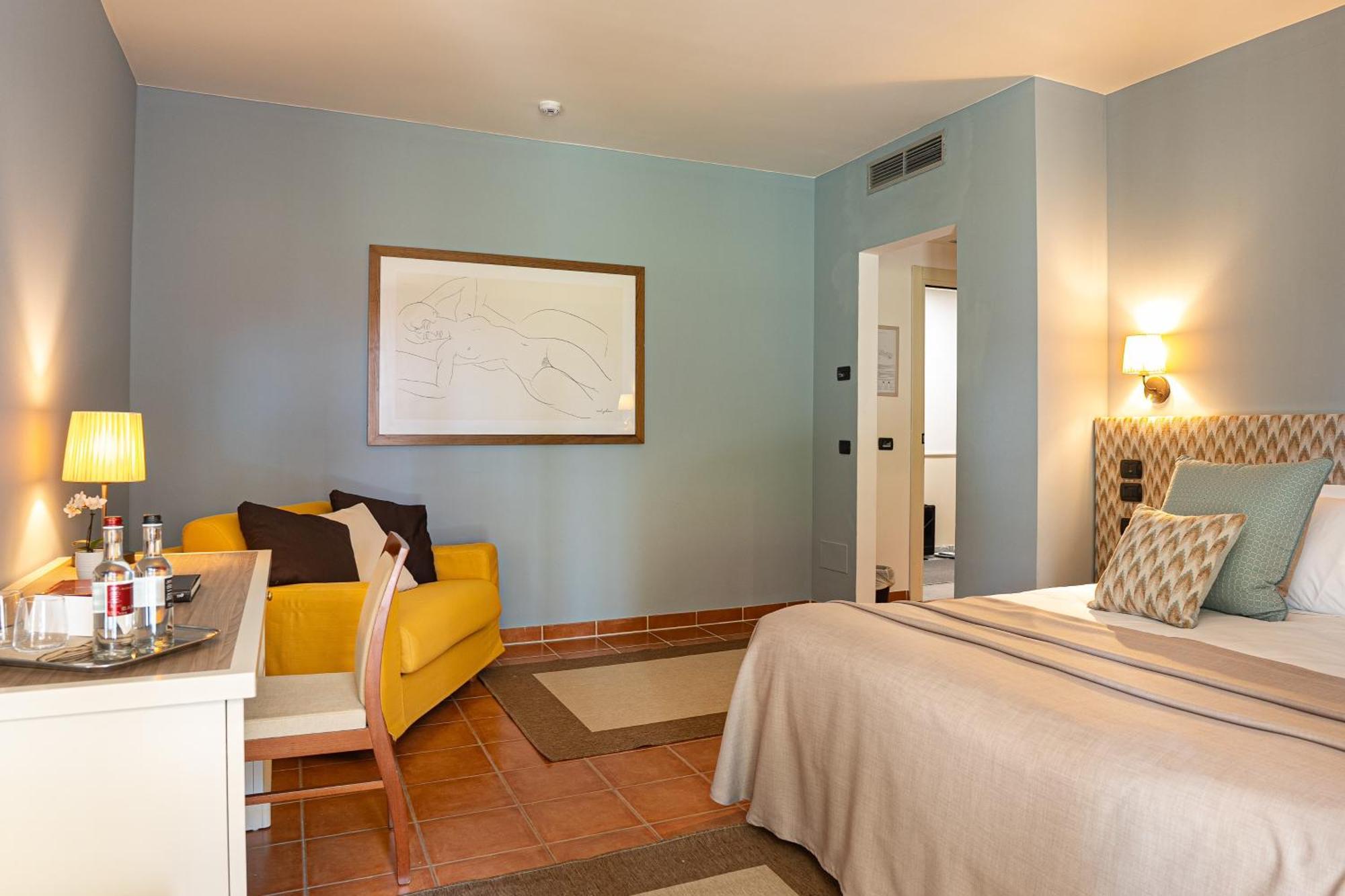Classic Comfort Room