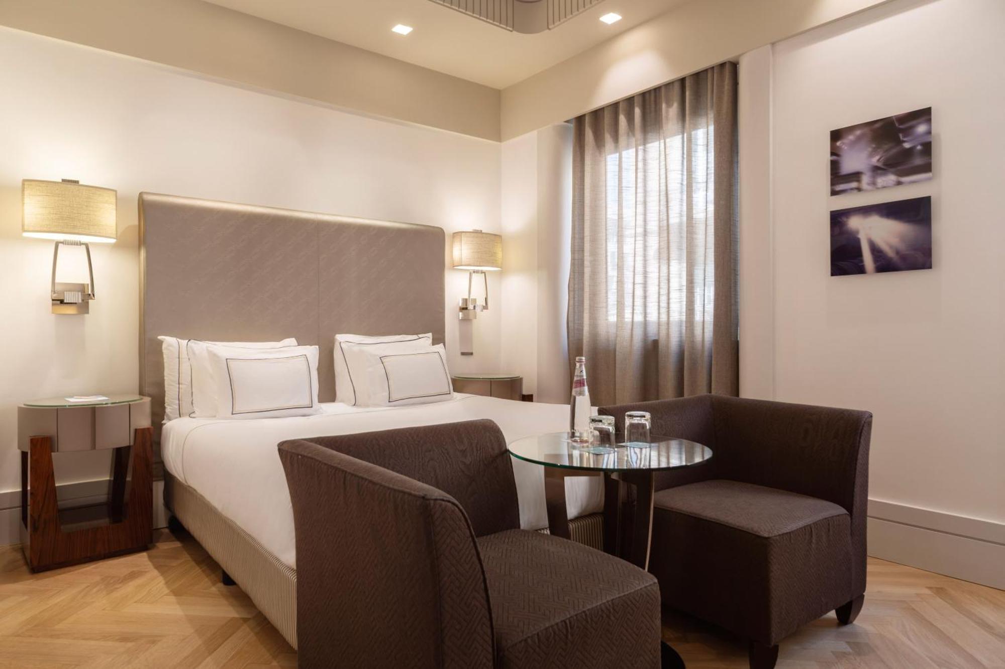 Deluxe Room,1771499976:JPEG