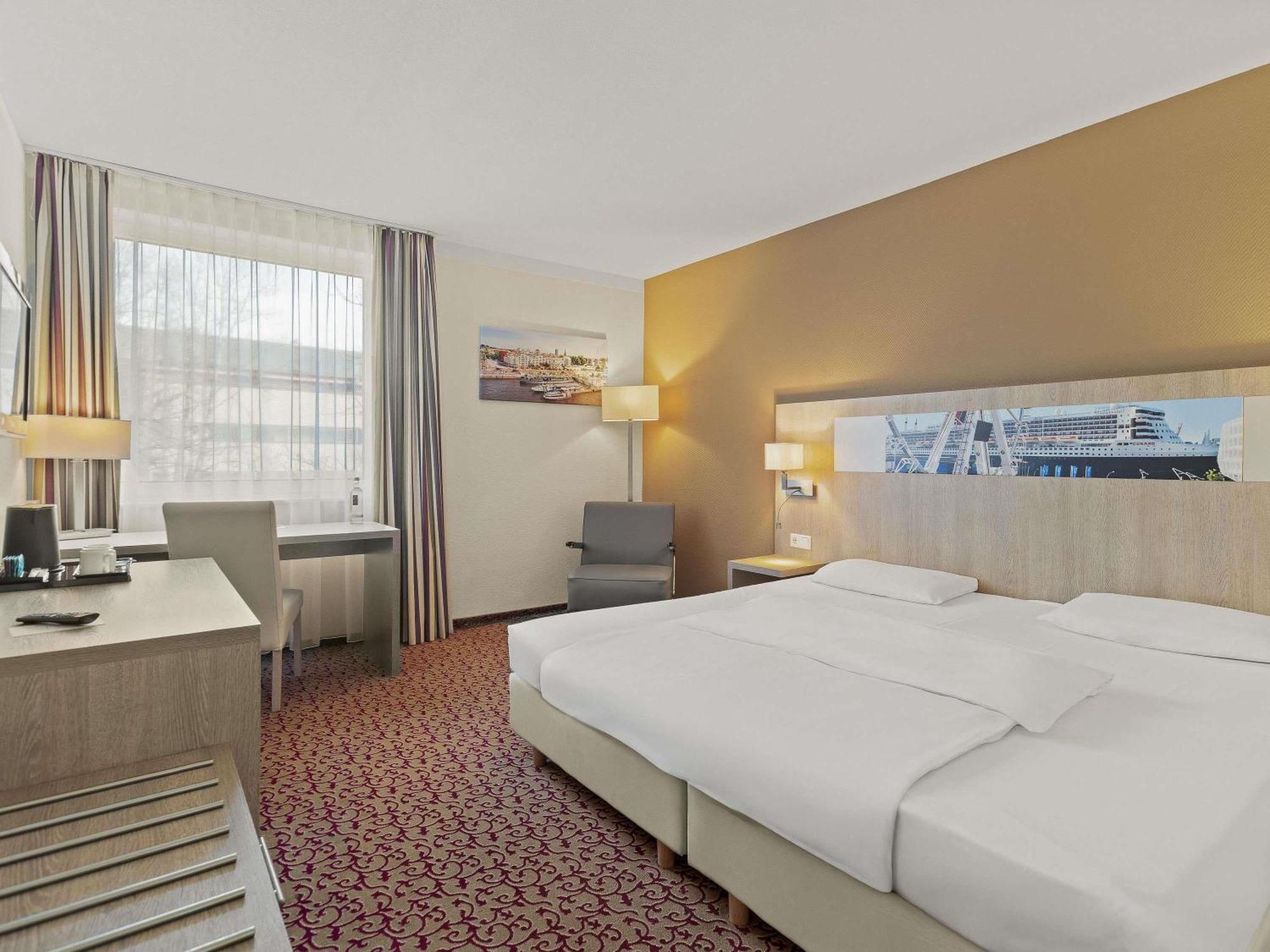 Standard Double Room Street View