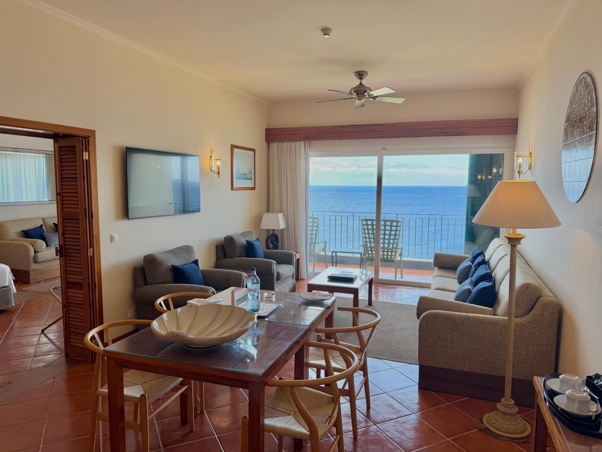 Premium Suite Sea View Balcony