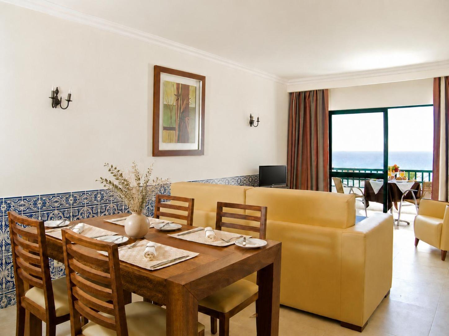 One-Bedroom Apartment Cerro Mar Atlantico