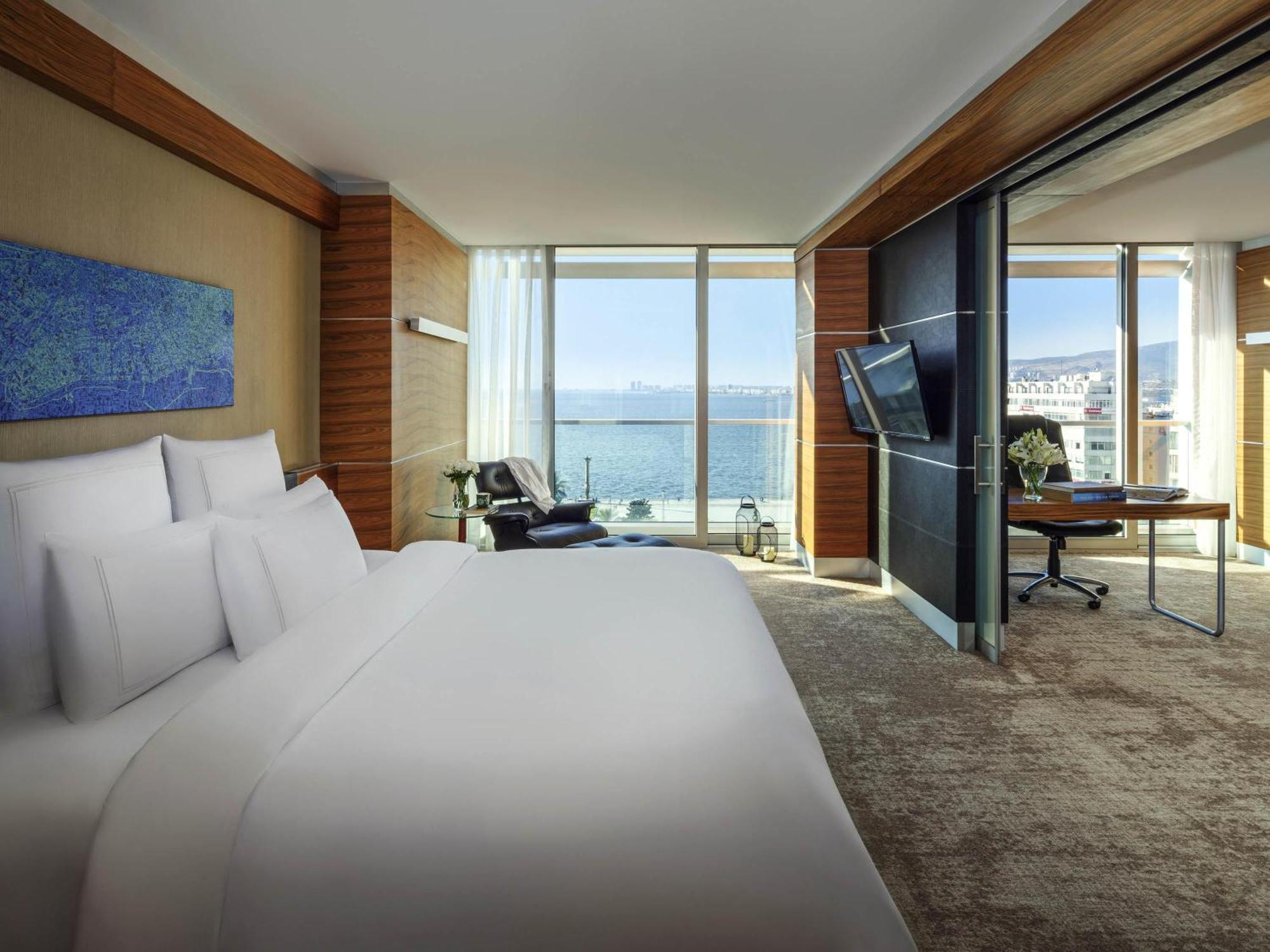 Suite Sea View,1542276121:JPEG
