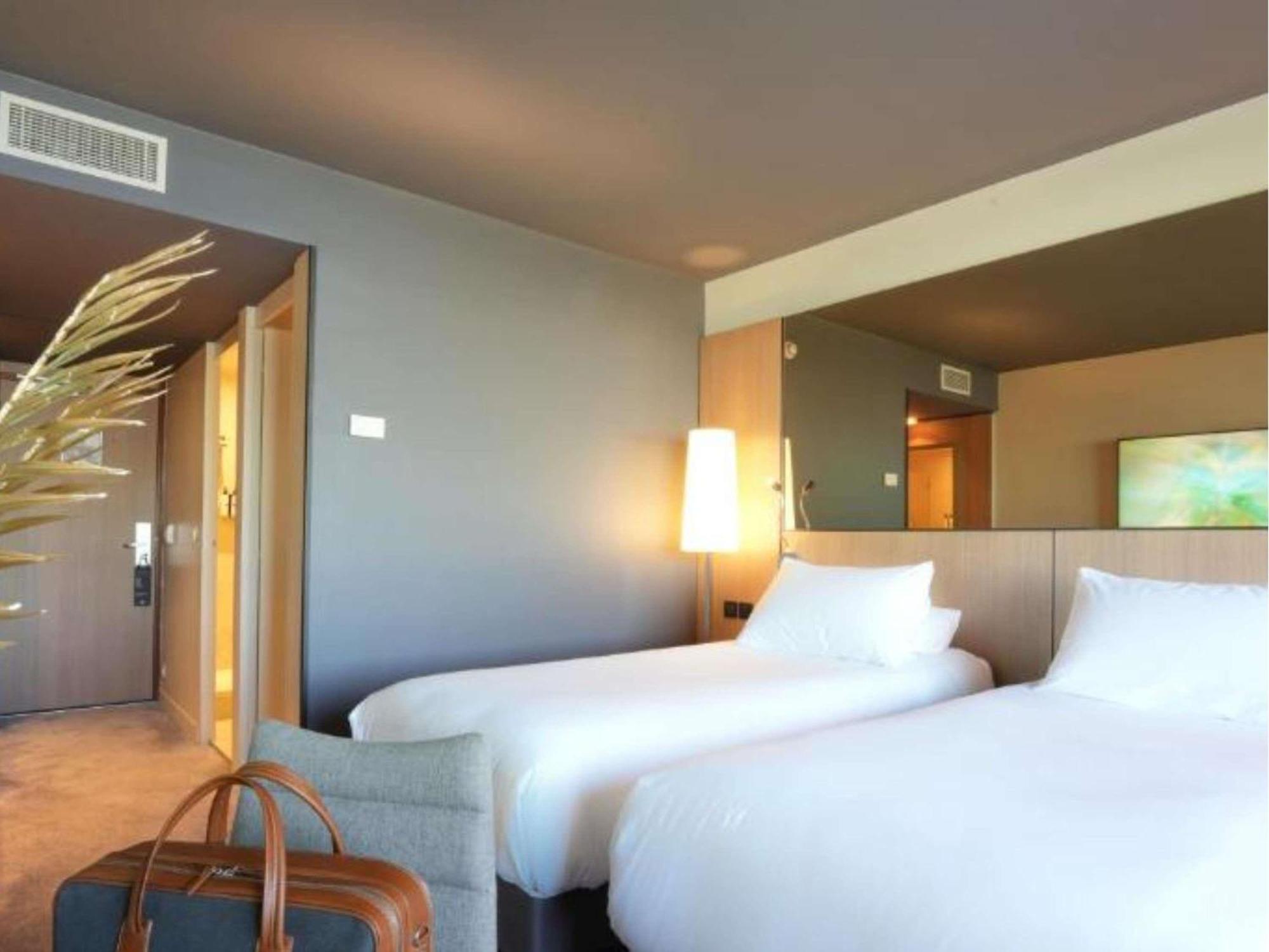 Standard Family Suite Two Connecting Rooms,1771505336:JPEG