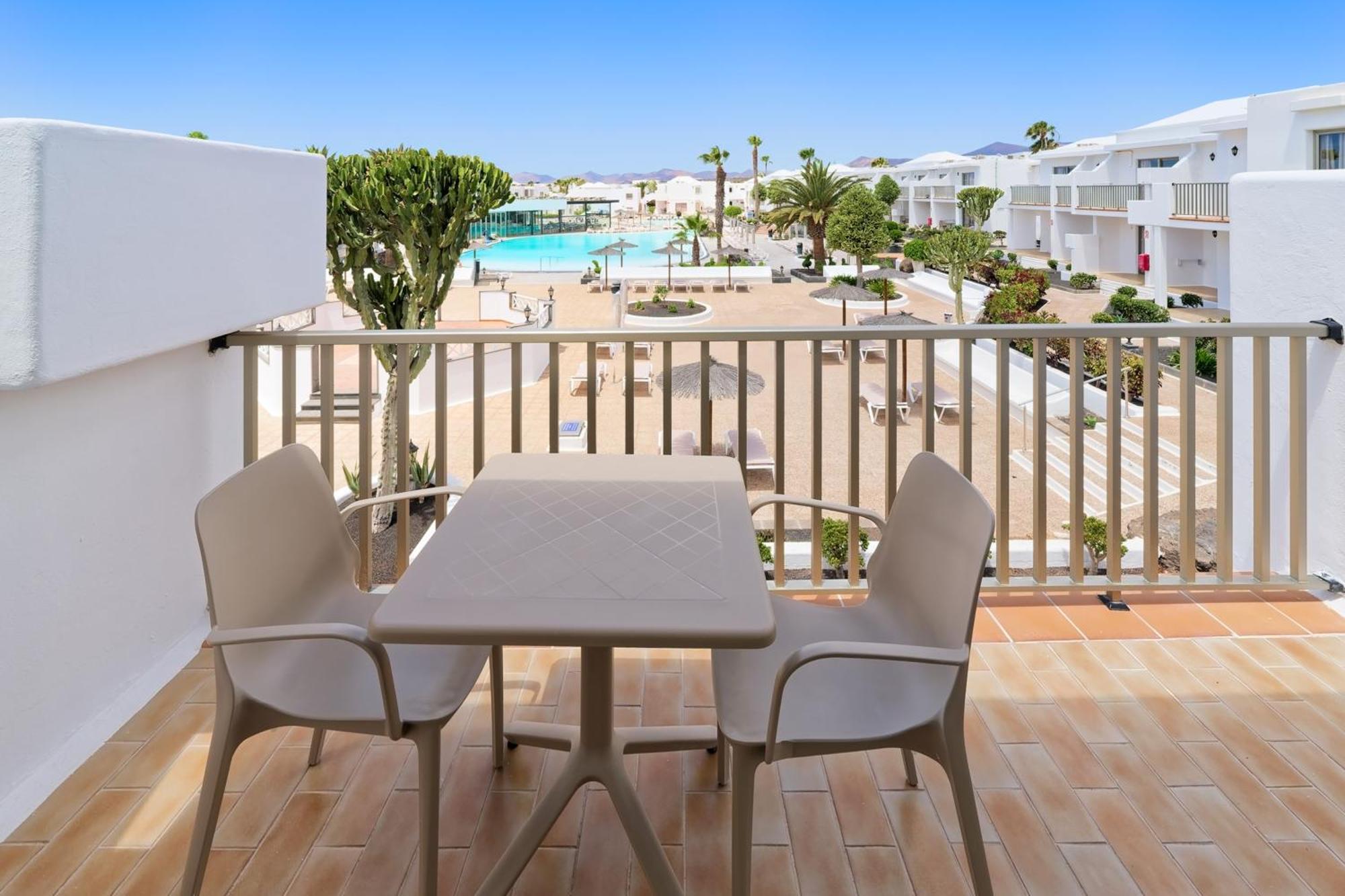 One-Bedroom Apartment Pool View
