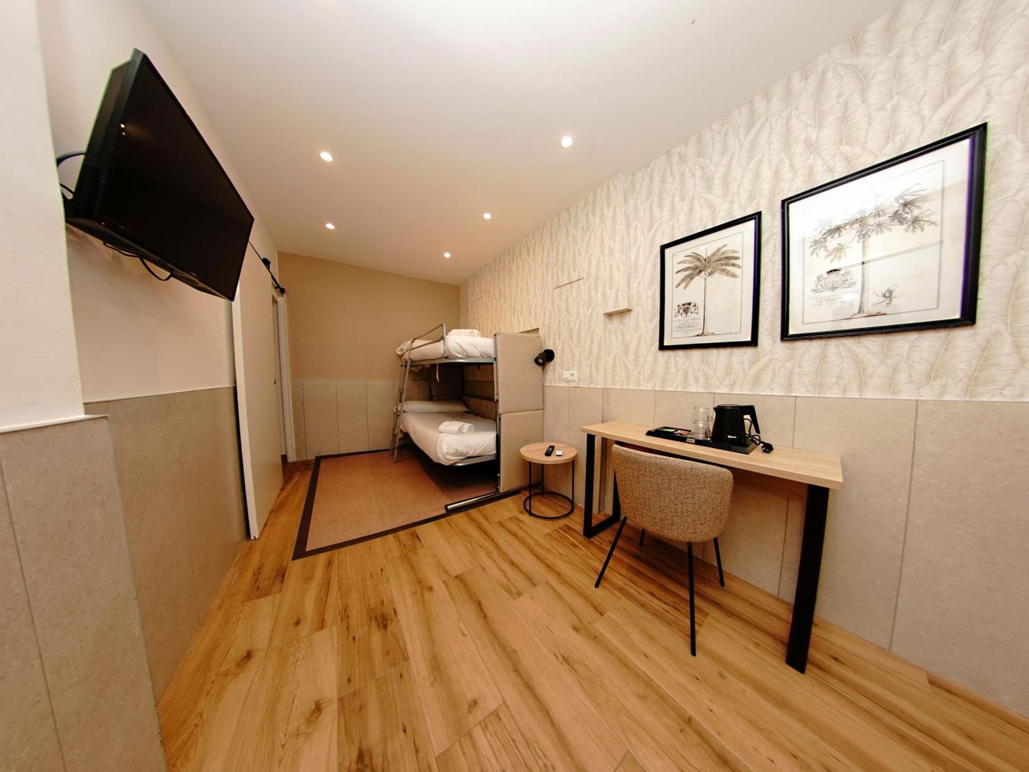 Family Room Airport Shuttle