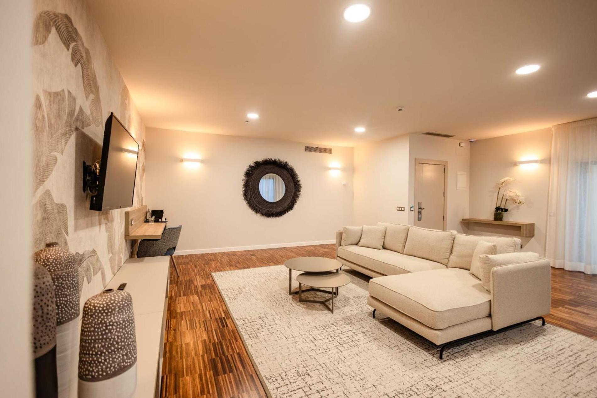 Superior Family Room