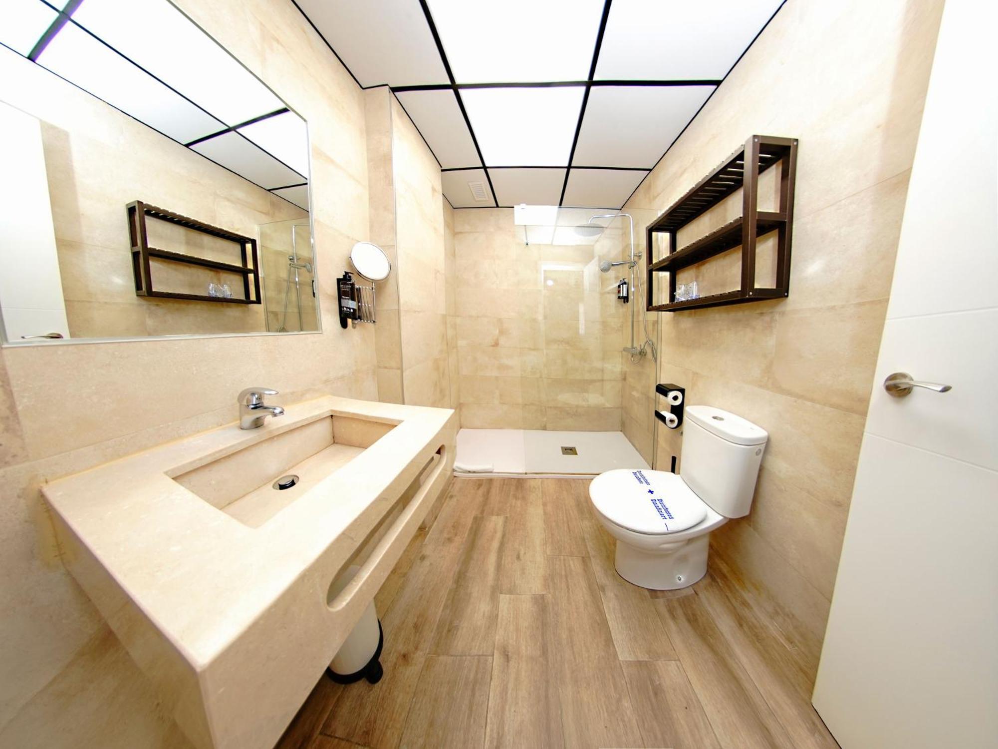 Double Room Terrace Airport Shuttle