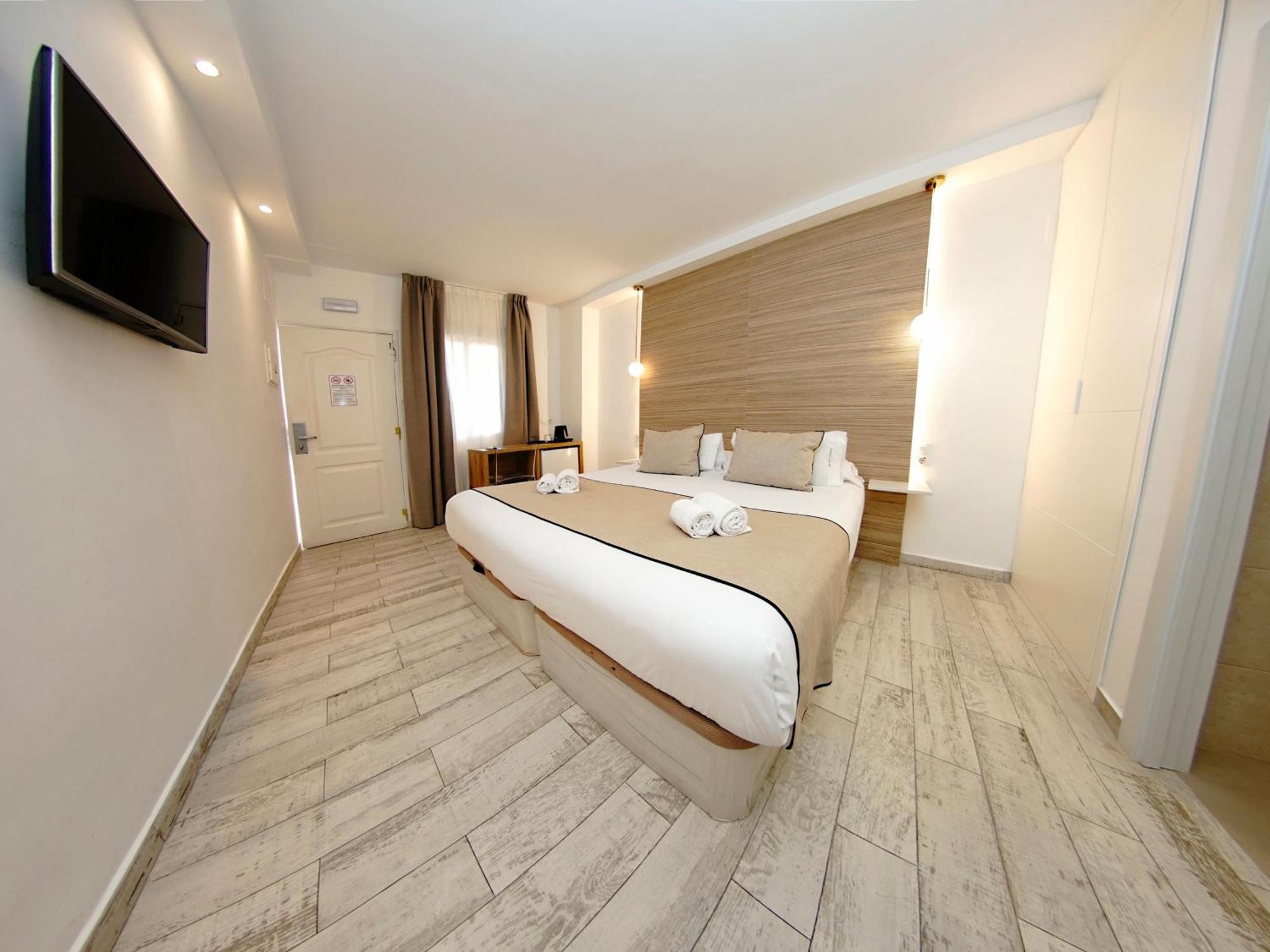 Double or Twin Room Airport Shuttle