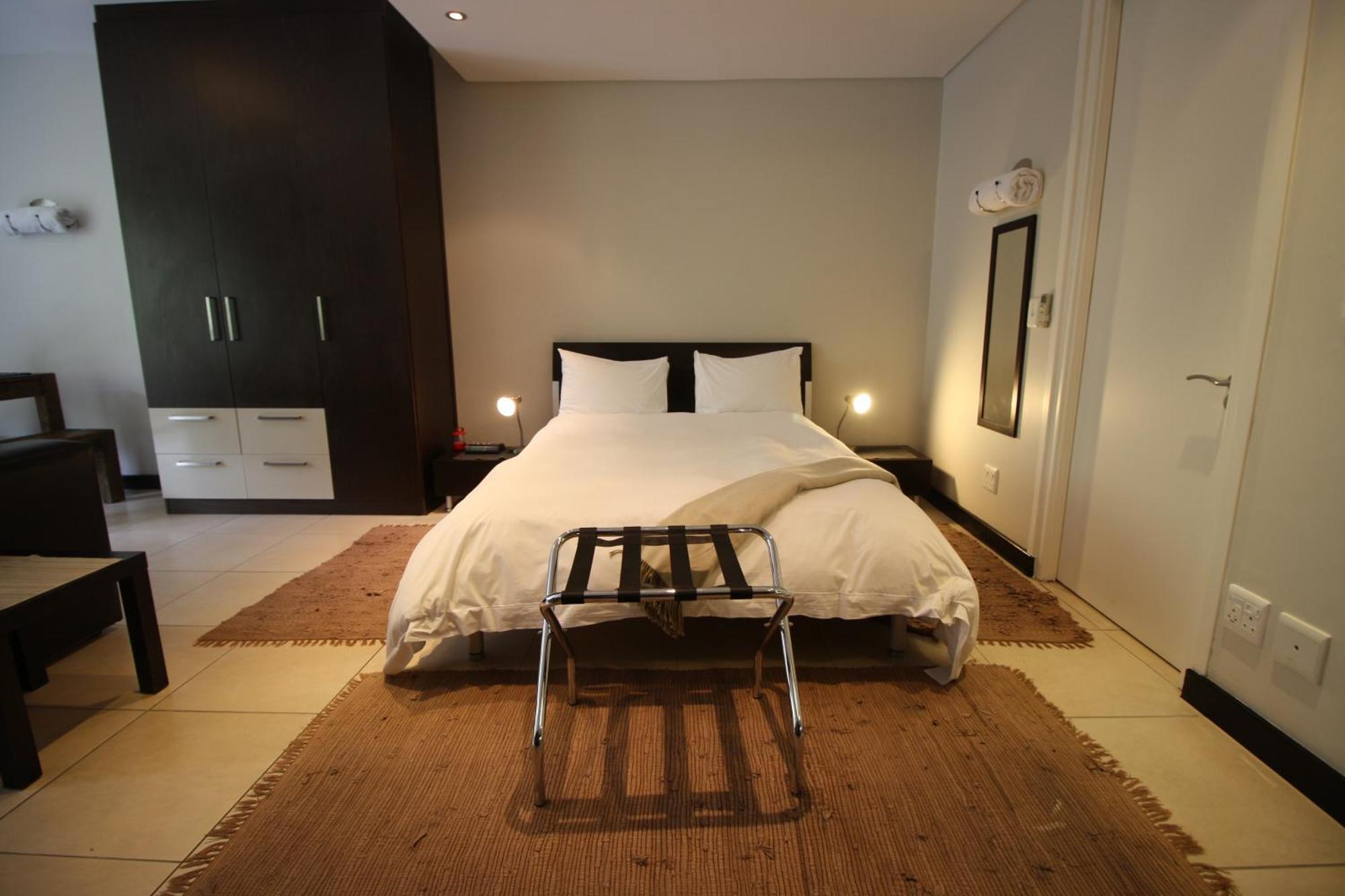 1-Bedroom Studio Apartment