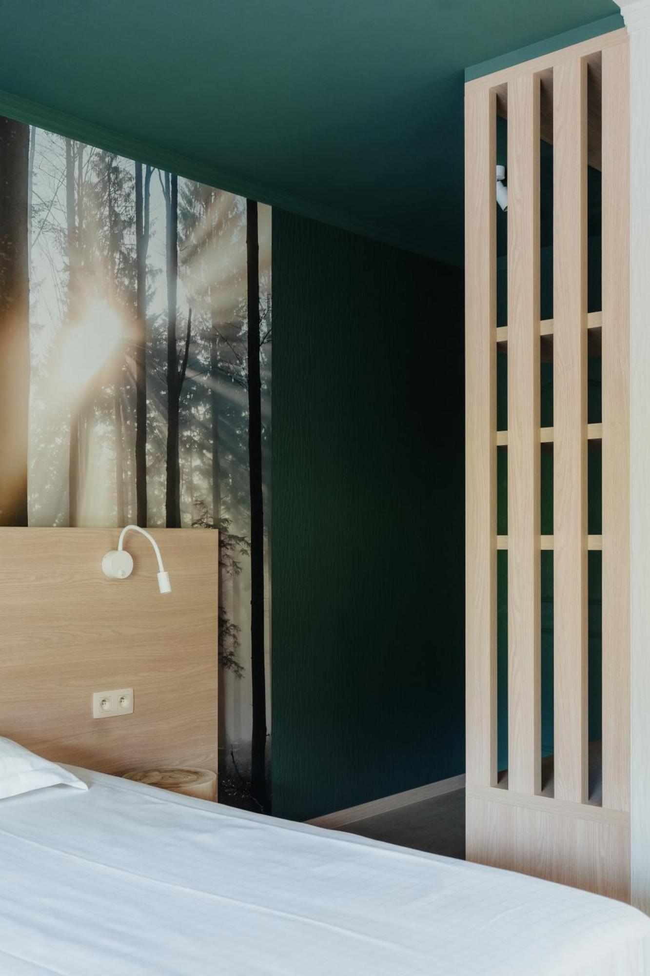 Double Room,1771527499:JPEG