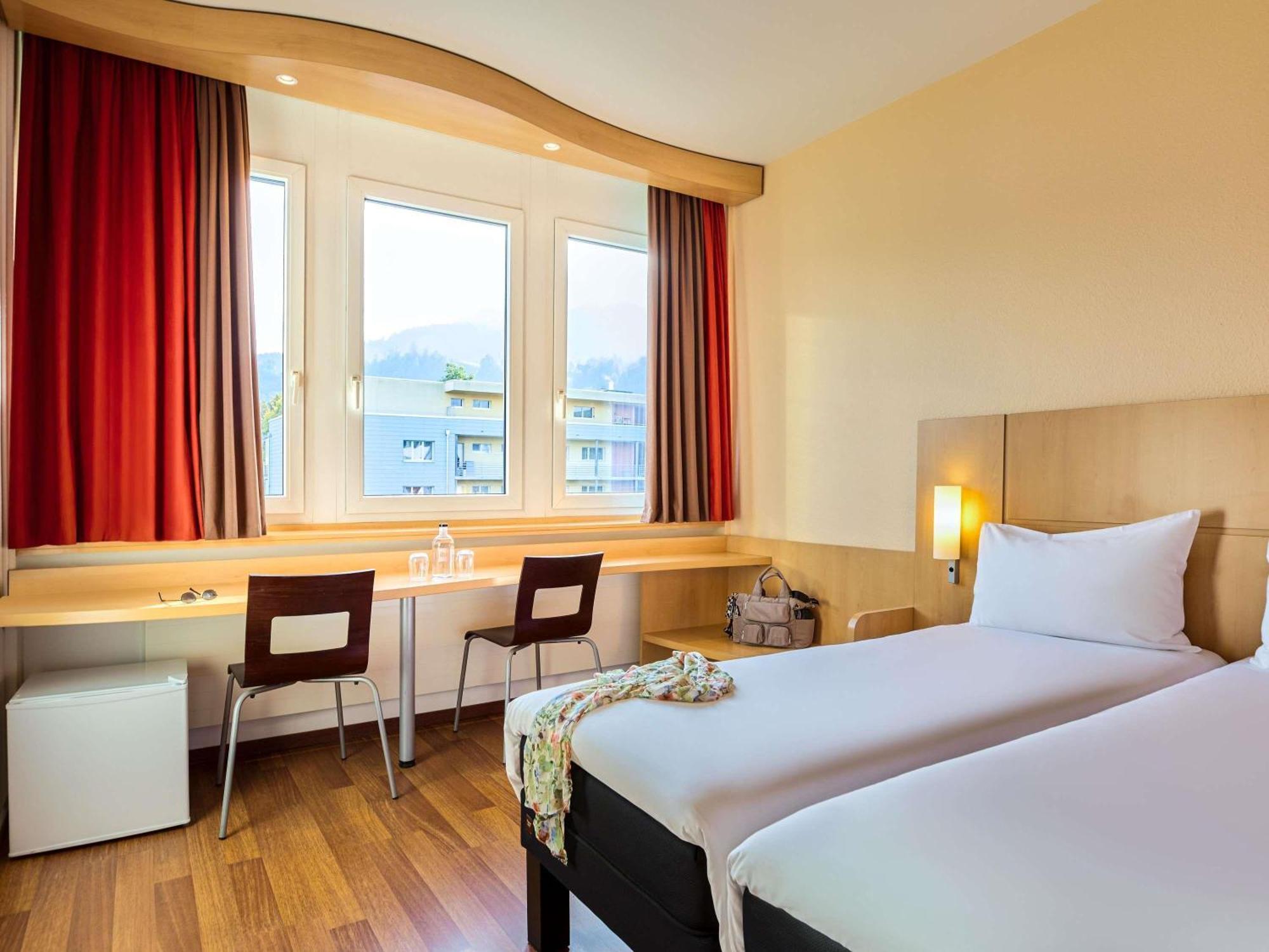 Standard Twin Room Mountain View