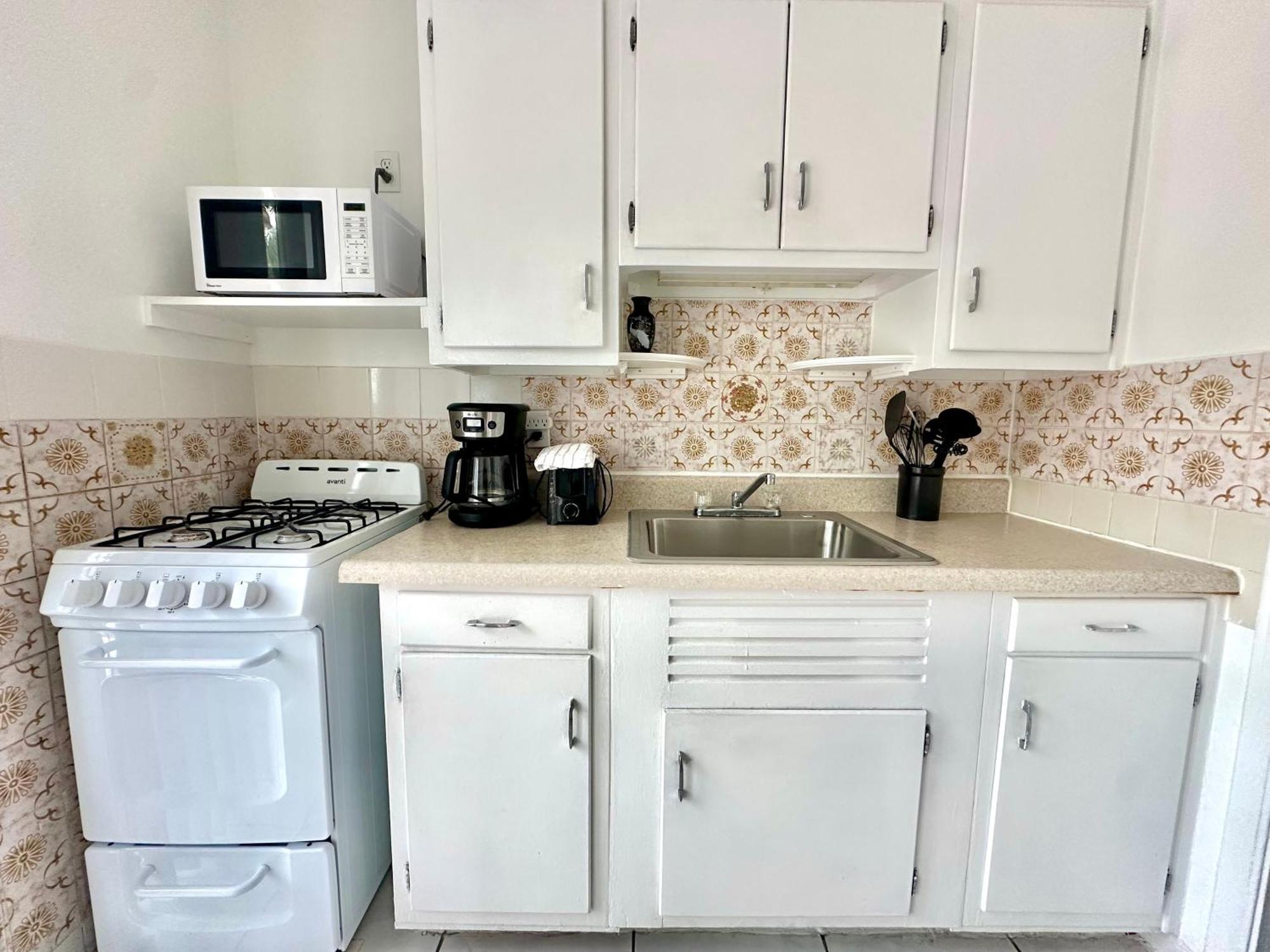 One-Bedroom Apartment,1771539970:JPEG