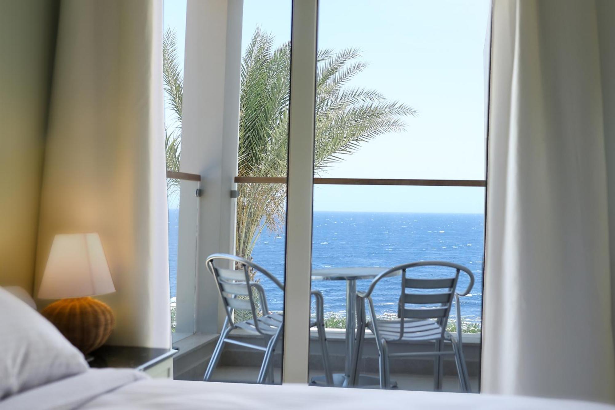 Superior Front Sea View Room
